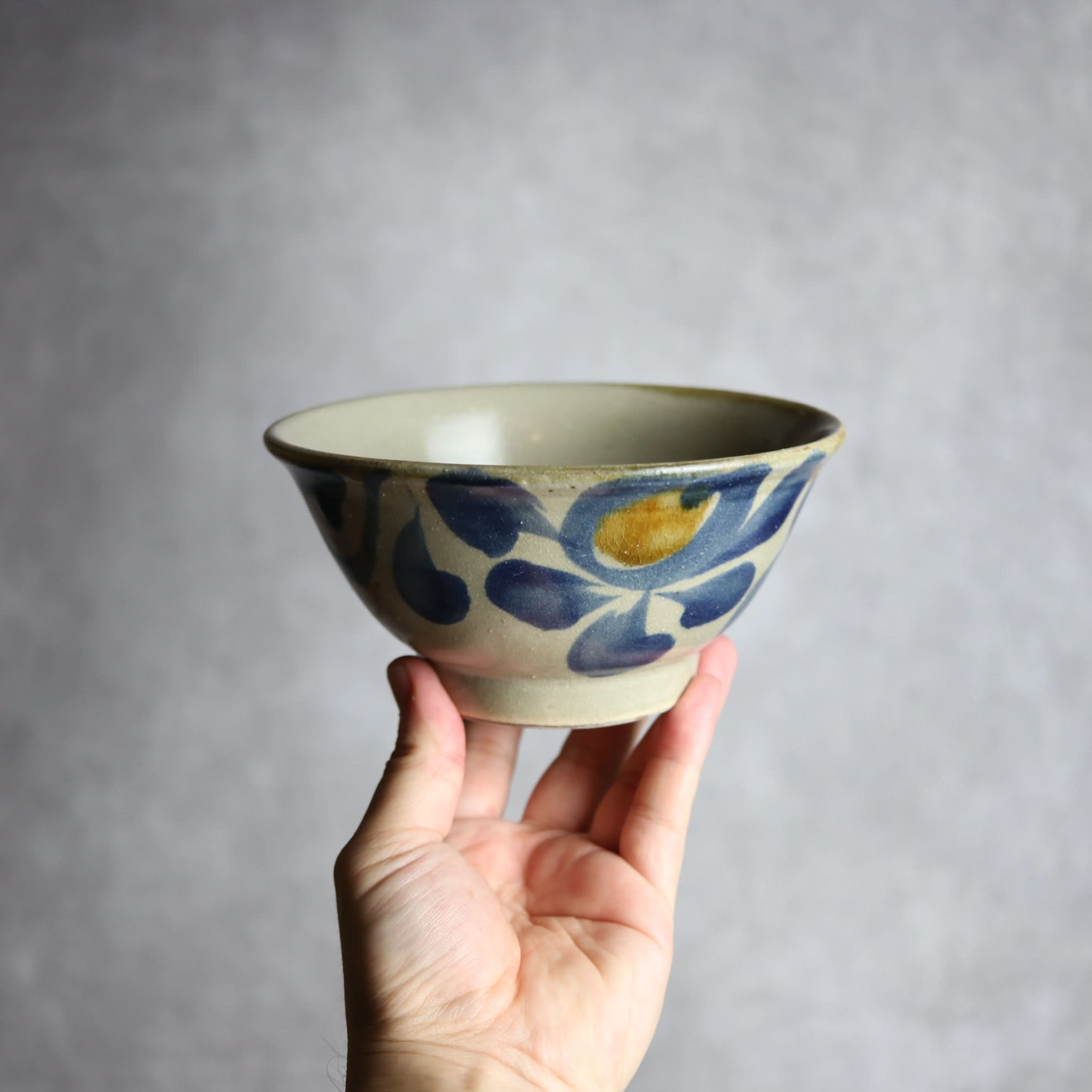 5寸マカイ1 飴 呉須釉 菊唐草 やちむん 陶器 北窯 松田米司工房 やちむん 陶器.