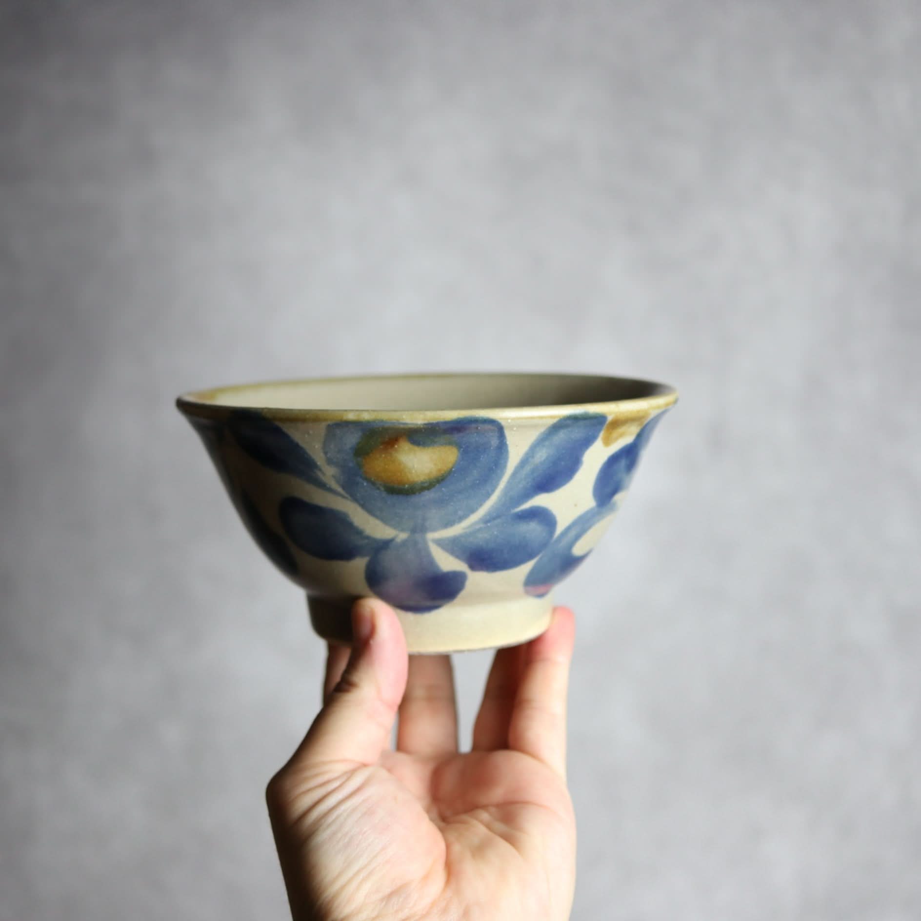 5寸マカイ1 飴 呉須釉 菊唐草 やちむん 陶器 北窯 松田米司工房 やちむん 陶器.