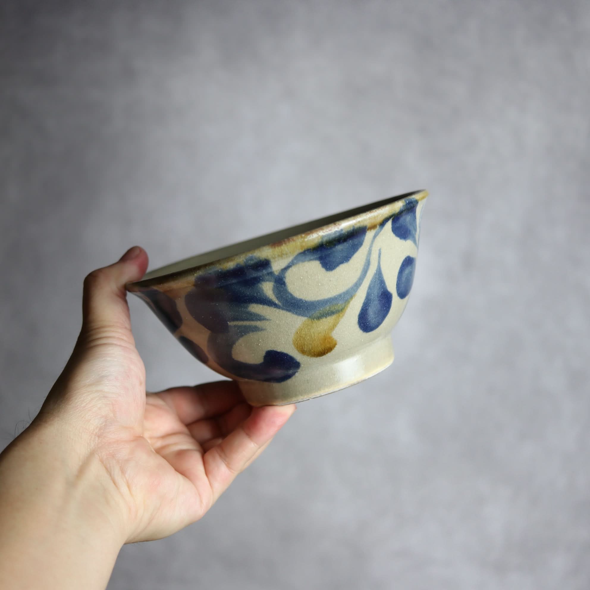 5寸マカイ1 飴 呉須釉 菊唐草 やちむん 陶器 北窯 松田米司工房 やちむん 陶器.