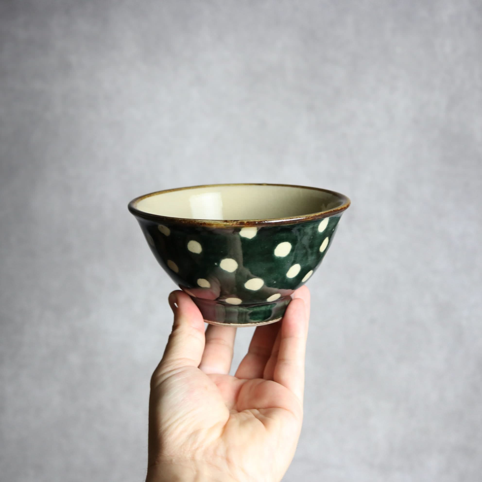 4寸マカイ 呉須釉 蝋抜 点打 やちむん 陶器 真南風工房 やちむん 陶器.