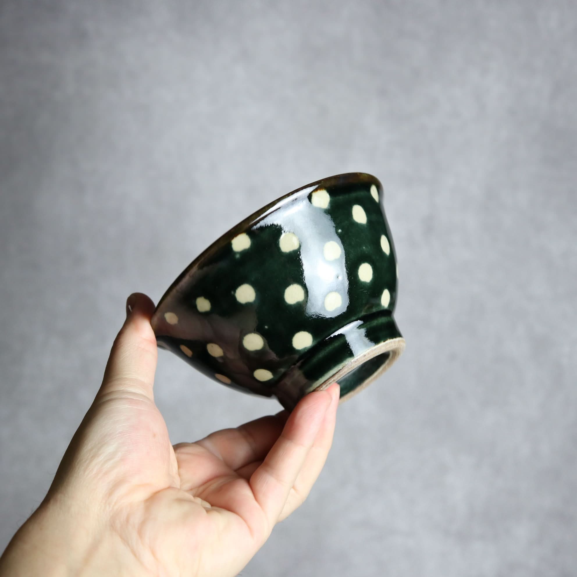 4寸マカイ 呉須釉 蝋抜 点打 やちむん 陶器 真南風工房 やちむん 陶器.