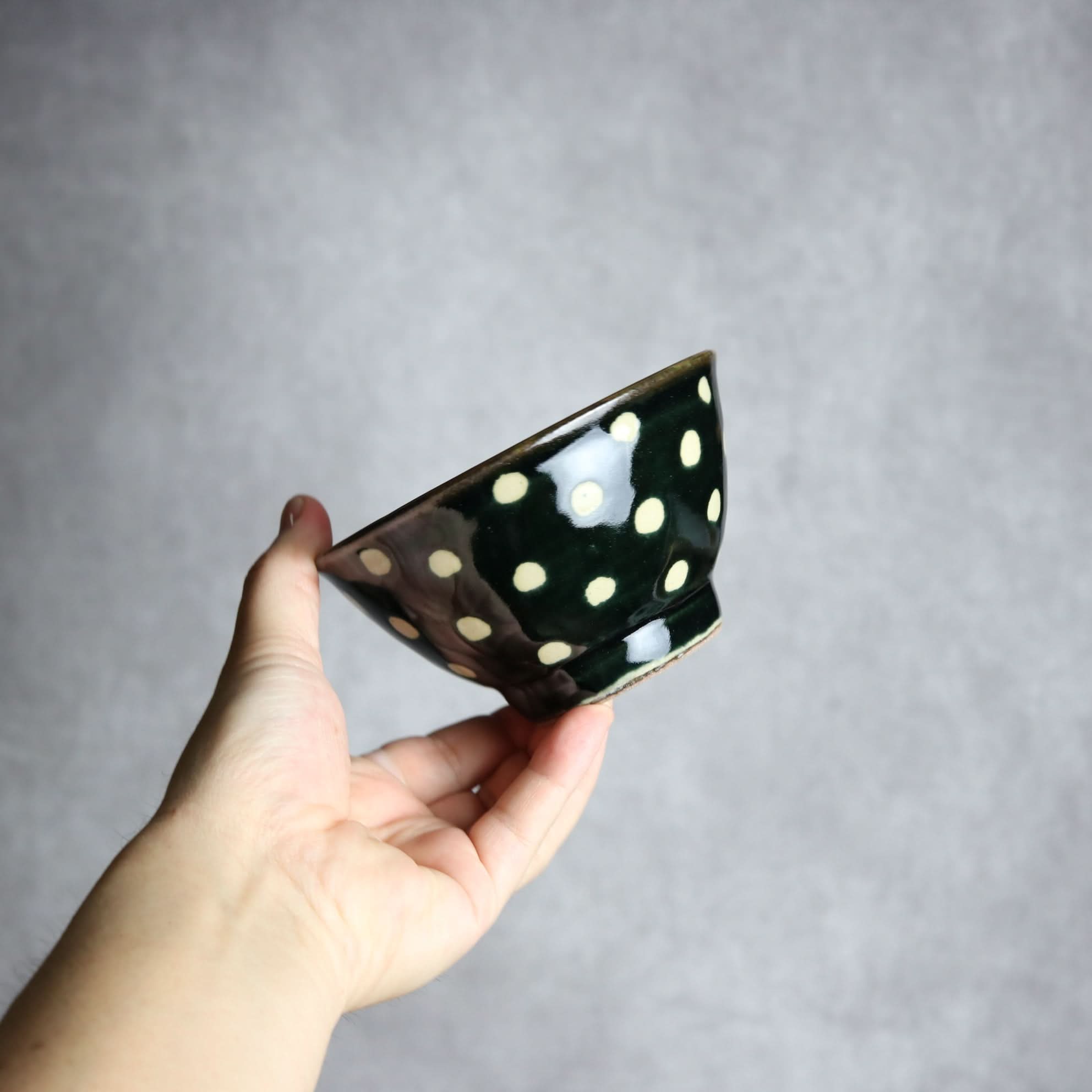 4寸マカイ 呉須釉 蝋抜 点打 やちむん 陶器 真南風工房 やちむん 陶器.