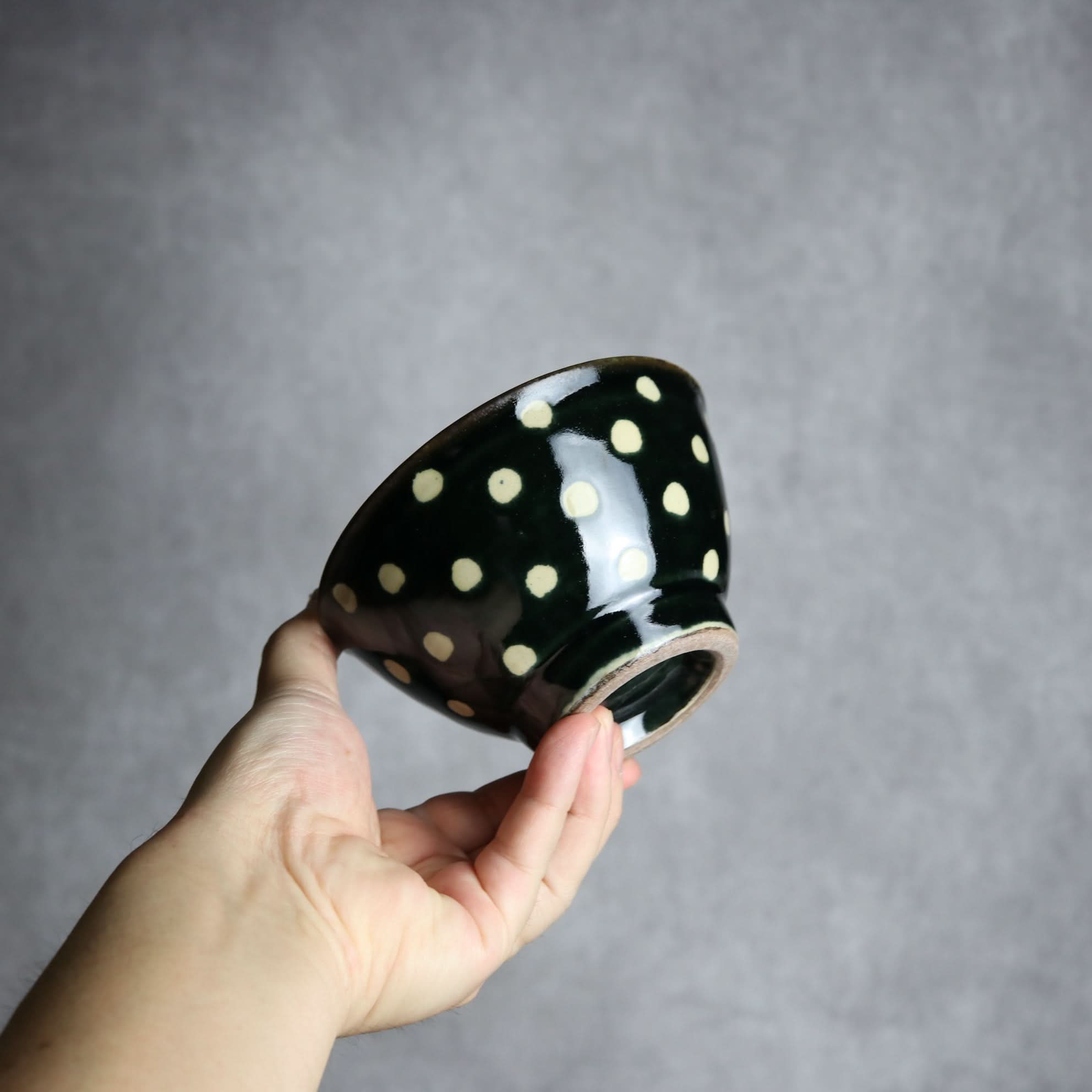 4寸マカイ 呉須釉 蝋抜 点打 やちむん 陶器 真南風工房 やちむん 陶器.