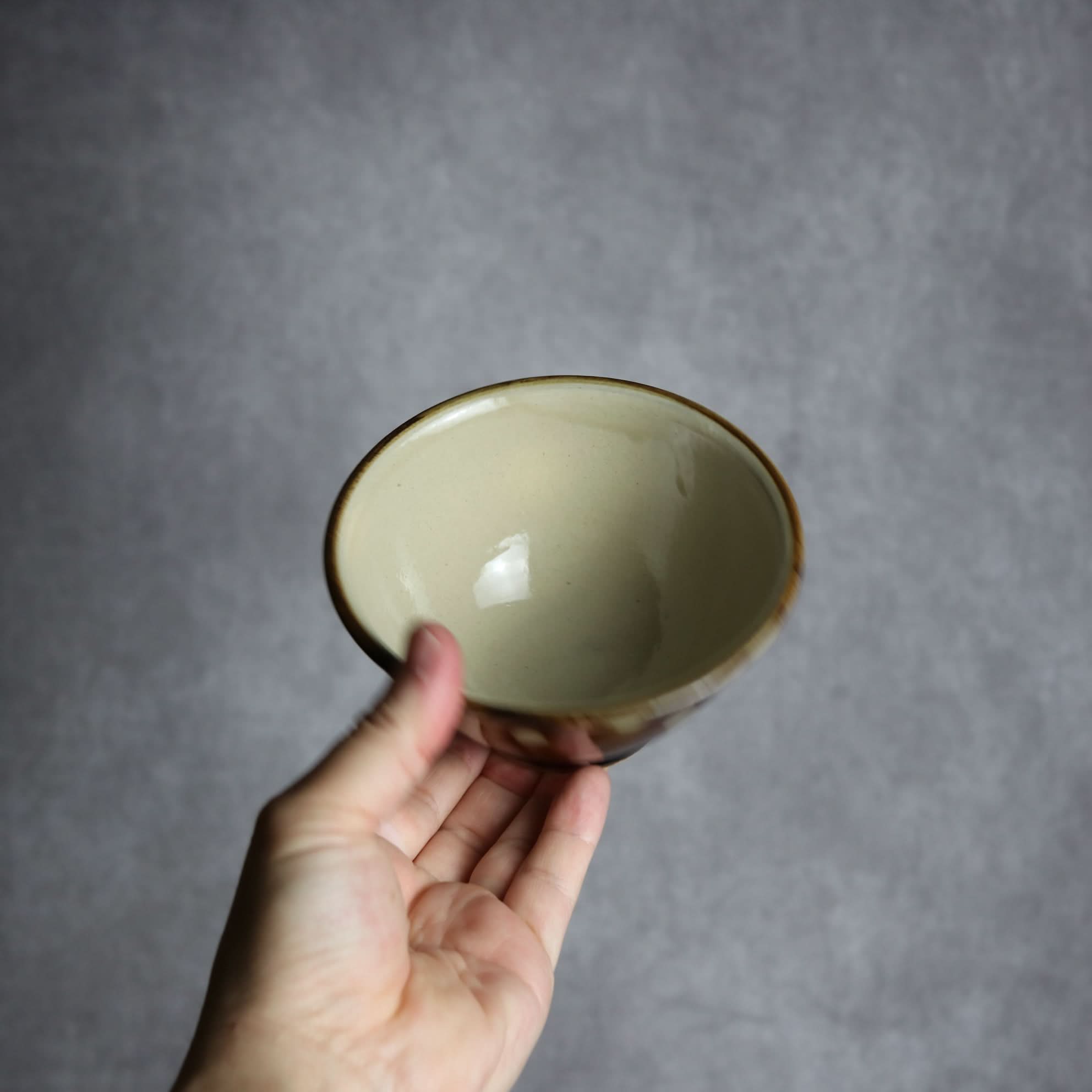 4寸マカイ 飴釉 蝋抜 点打 やちむん 陶器 真南風工房 やちむん 陶器.