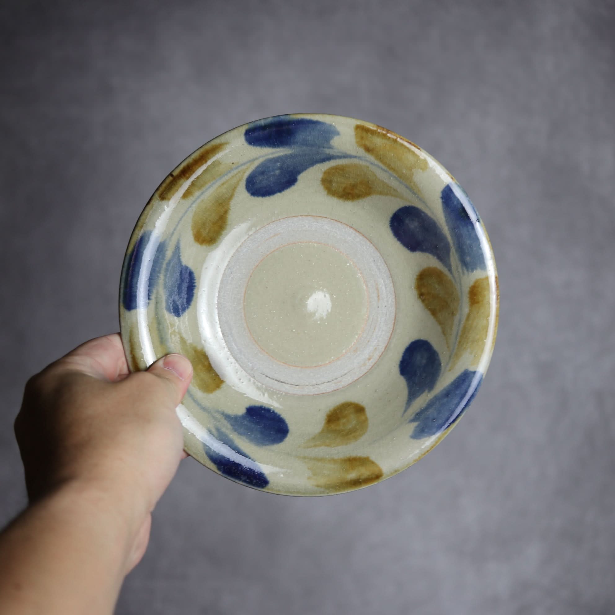 6寸皿1 飴 呉須釉 双葉紋 やちむん 陶器 北窯 松田米司工房 やちむん 陶器.