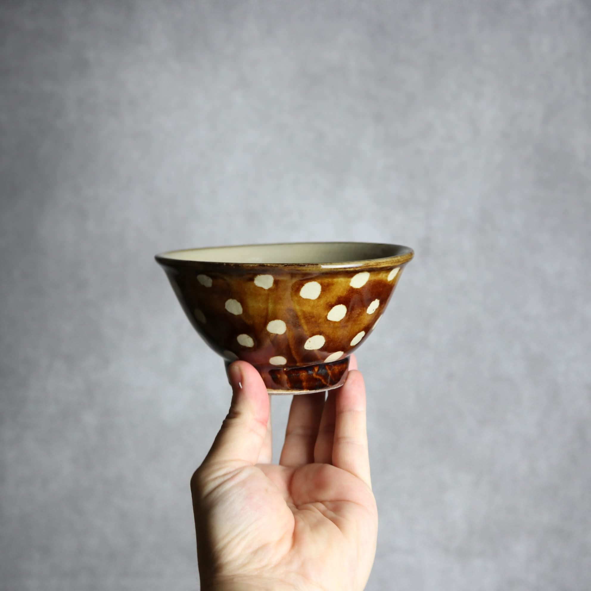 4寸マカイ 飴釉 蝋抜 点打 やちむん 陶器 真南風工房 やちむん 陶器.