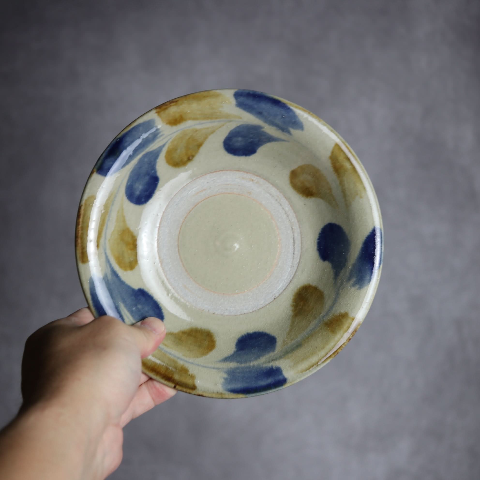 6寸皿1 飴 呉須釉 双葉紋 やちむん 陶器 北窯 松田米司工房 やちむん 陶器.
