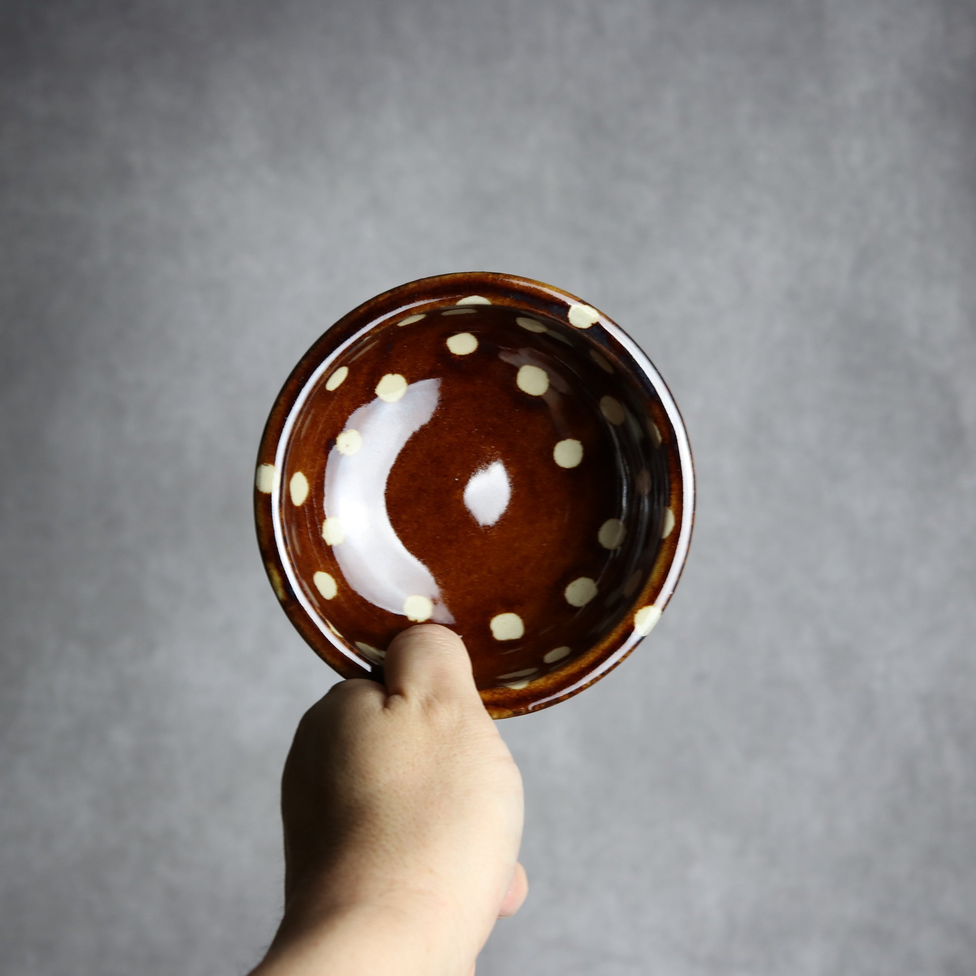 飴釉・蝋抜 点打 4寸鉢