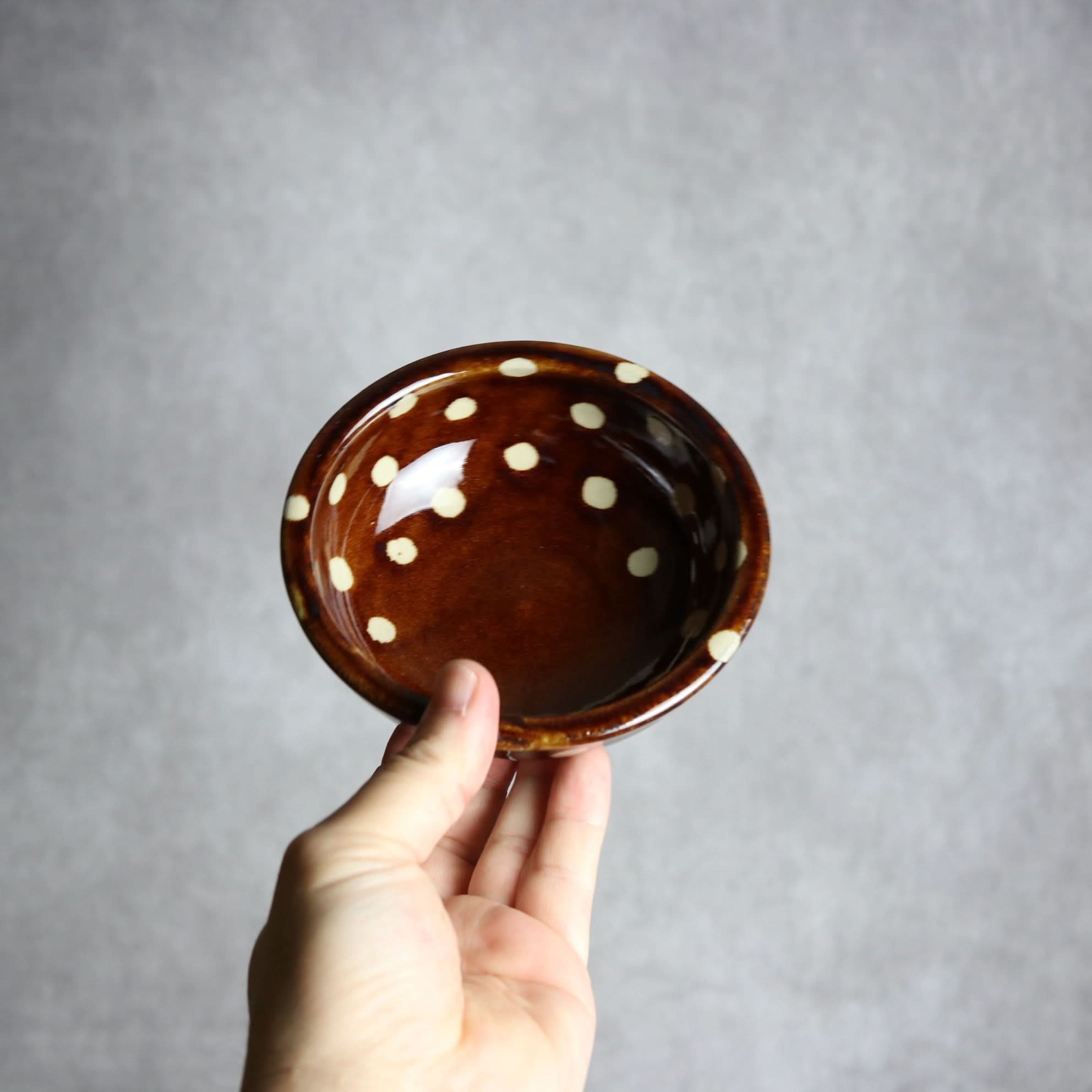 4寸鉢 飴釉 蝋抜 点打 やちむん 陶器 真南風工房 やちむん 陶器.