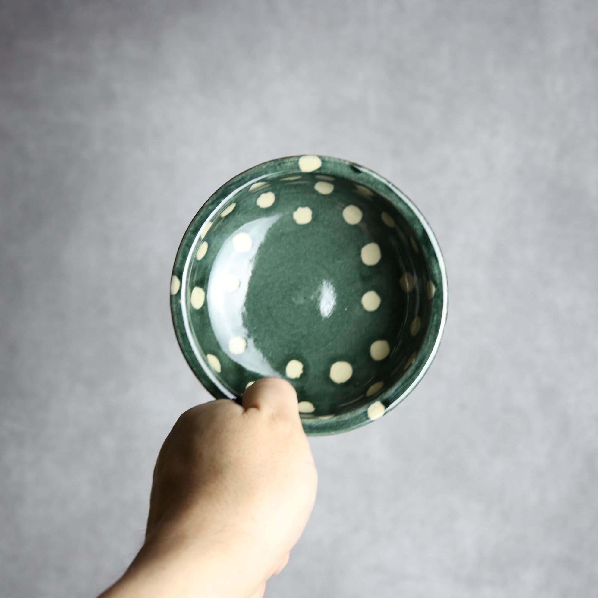 4寸鉢 呉須釉 蝋抜 点打 やちむん 陶器 真南風工房 やちむん 陶器.