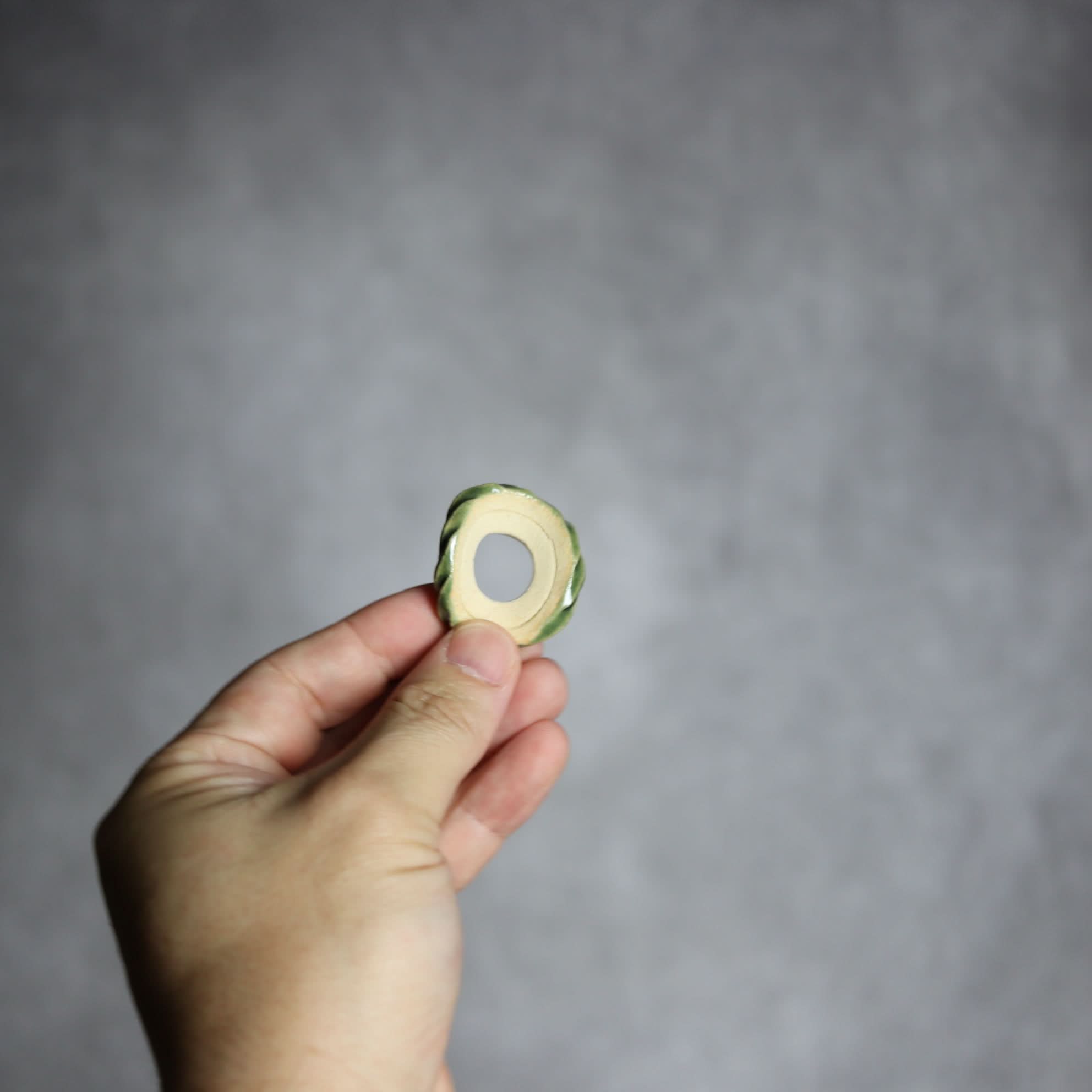 ゴーヤー箸置き やちむん 陶器 atelier qucchane やちむん 陶器.