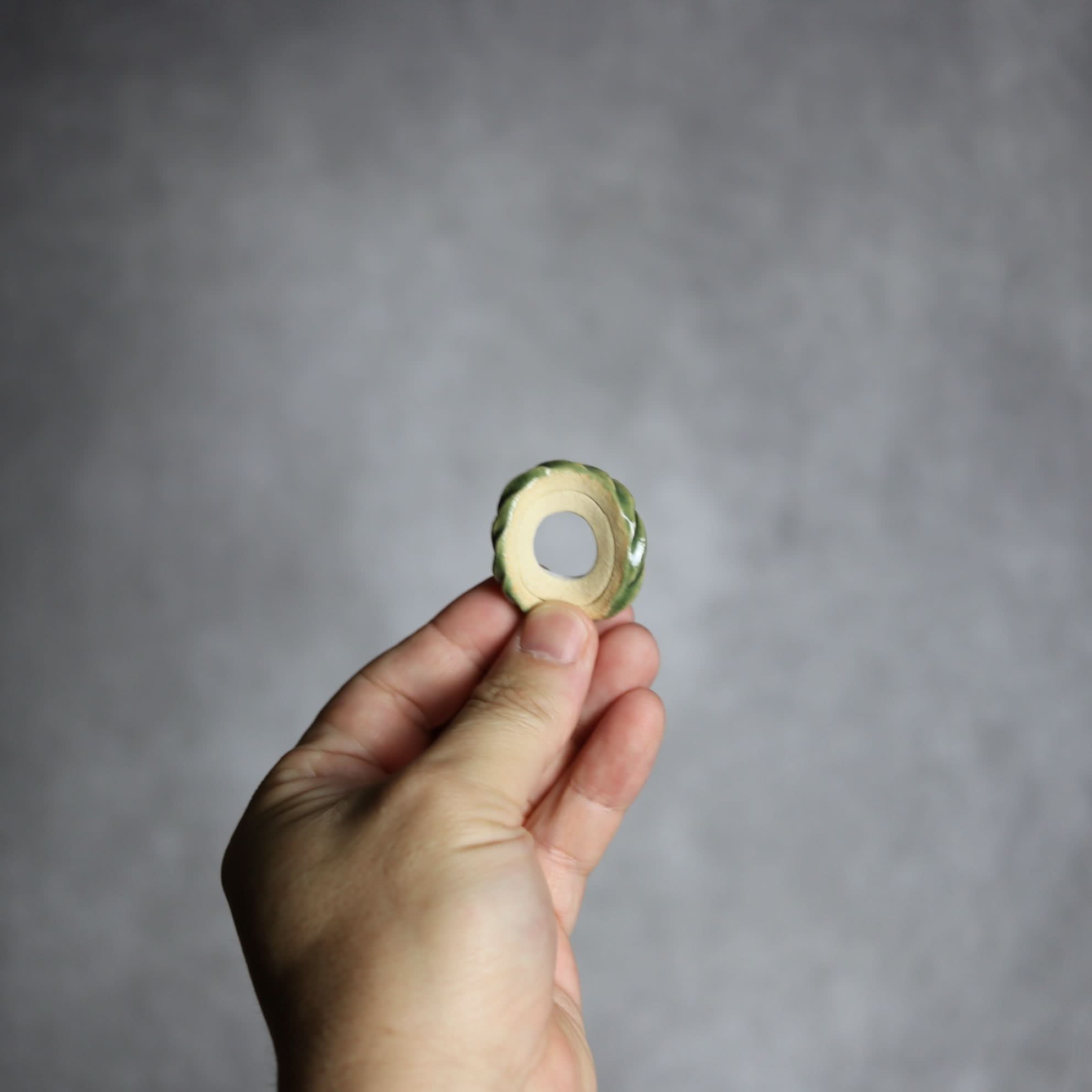 ゴーヤー箸置き やちむん 陶器 atelier qucchane やちむん 陶器.