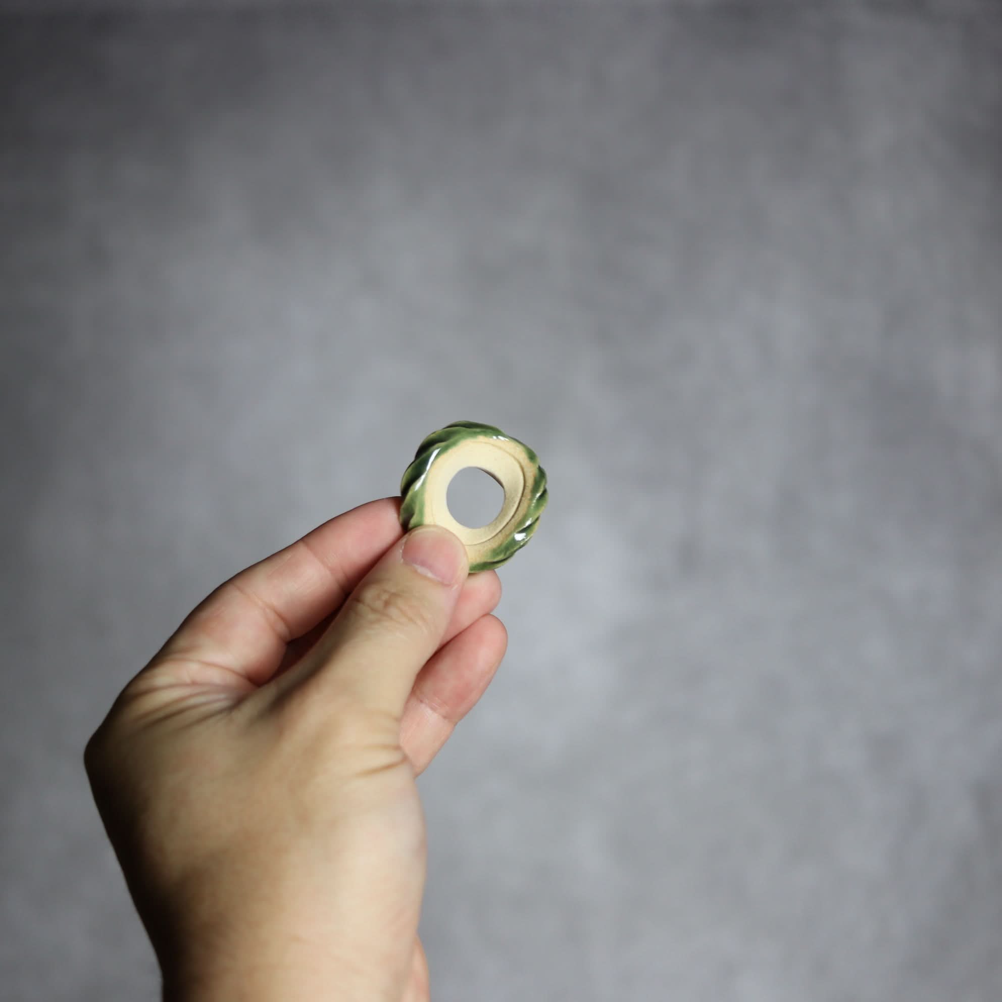 ゴーヤー箸置き やちむん 陶器 atelier qucchane やちむん 陶器.