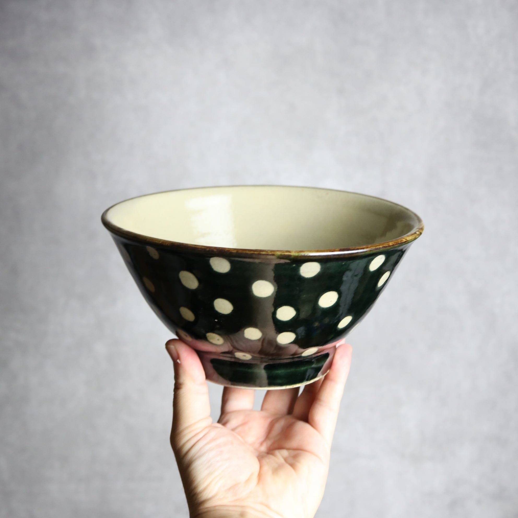 6寸マカイ 呉須釉 蝋抜 点打 やちむん 陶器 真南風工房 やちむん 陶器.