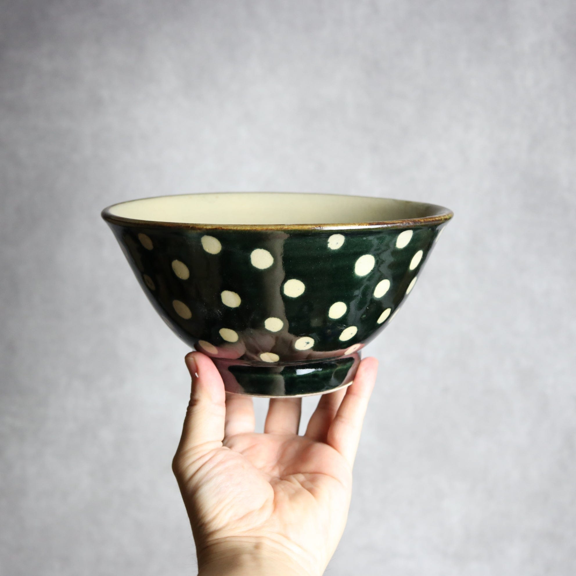 6寸マカイ 呉須釉 蝋抜 点打 やちむん 陶器 真南風工房 やちむん 陶器.