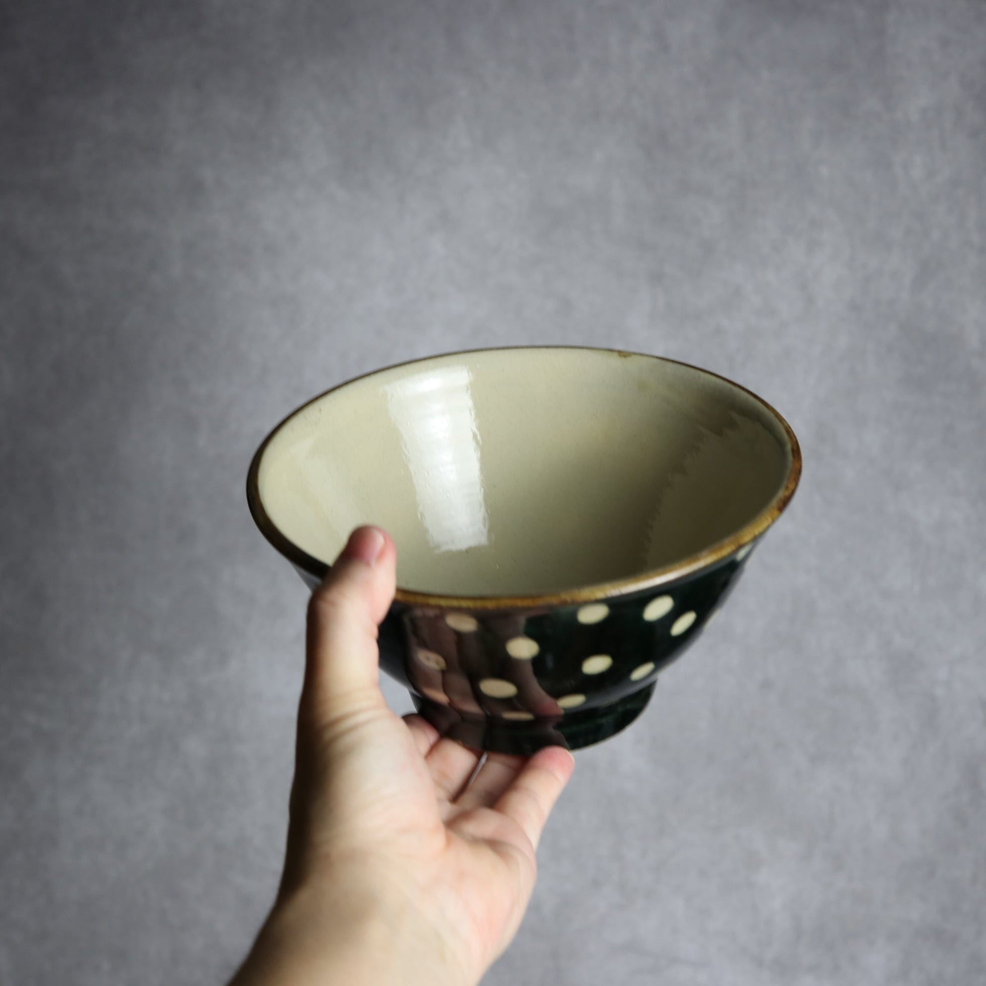 6寸マカイ 呉須釉 蝋抜 点打 やちむん 陶器 真南風工房 やちむん 陶器.