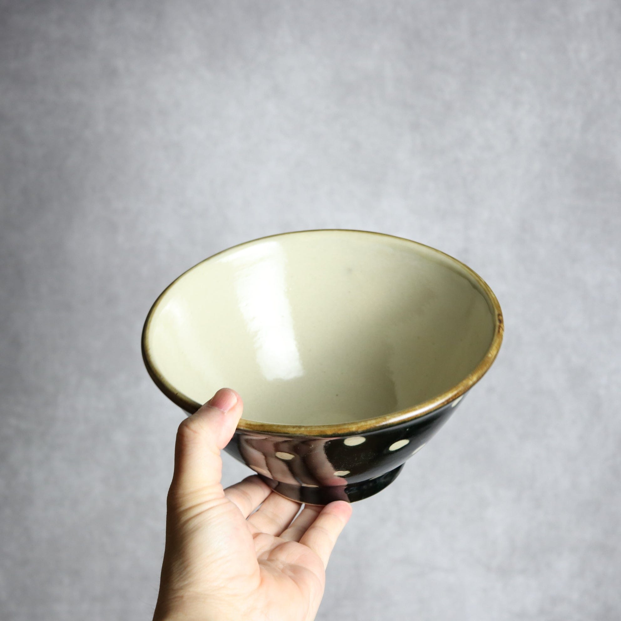 6寸マカイ 呉須釉 蝋抜 点打 やちむん 陶器 真南風工房 やちむん 陶器.