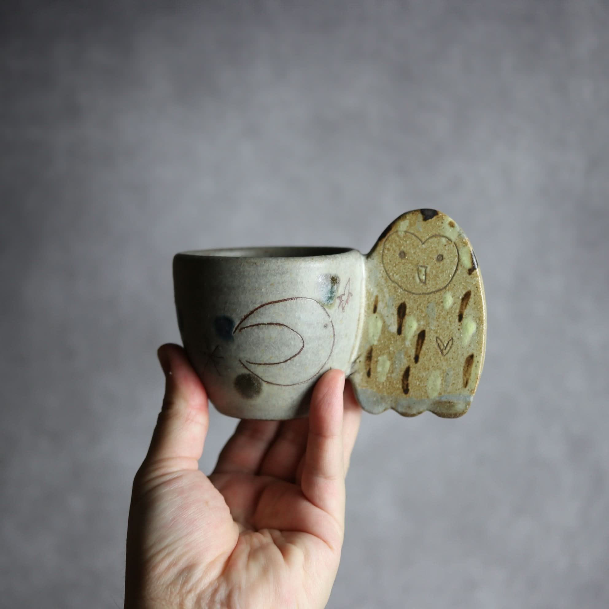 エゾフクロウカップ1 やちむん 陶器 土の種 やちむん 陶器.
