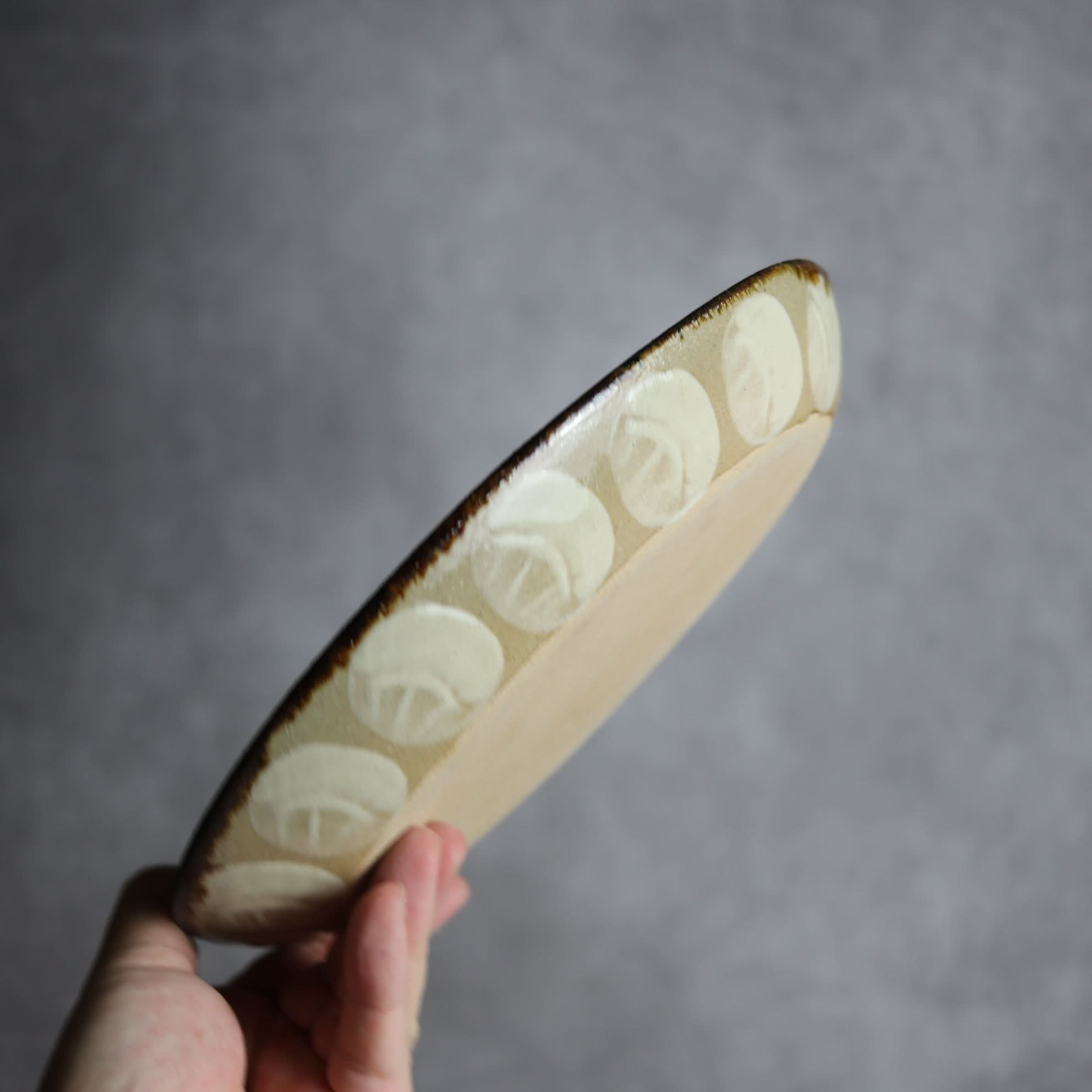 オーバル皿1 ライン紋 やちむん 陶器 エドメ陶房 やちむん 陶器.