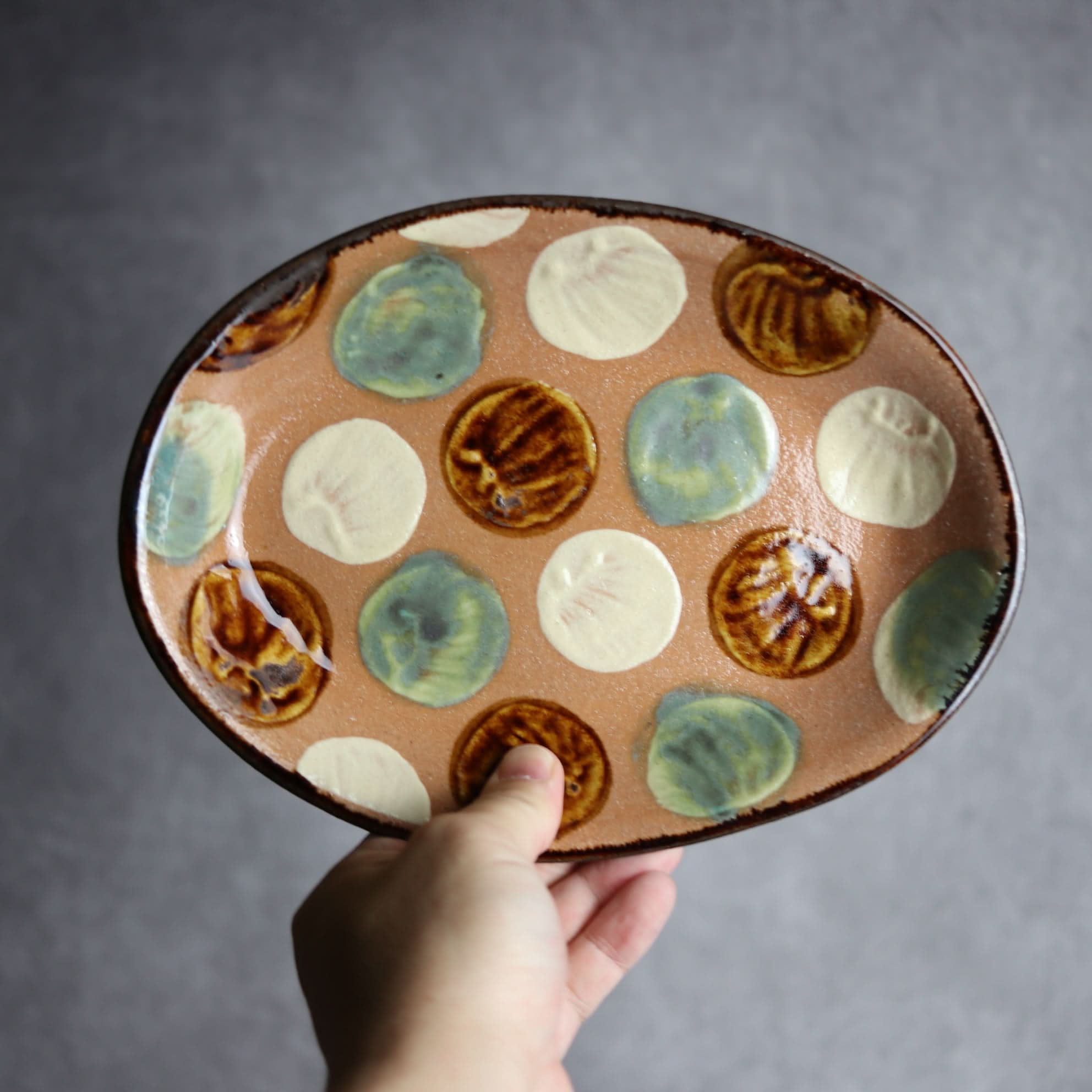 オーバル皿1 貝紋 やちむん 陶器 エドメ陶房 やちむん 陶器.