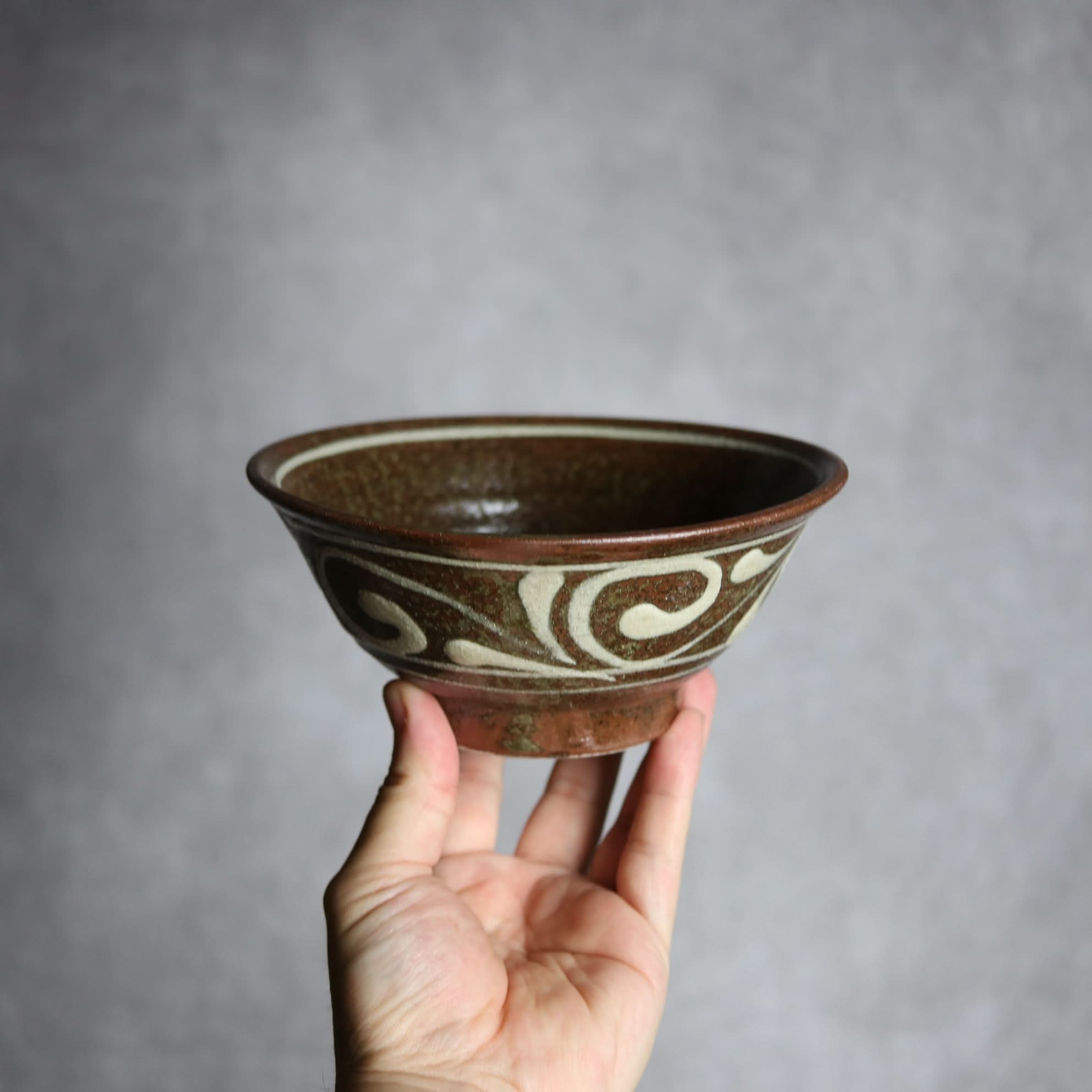 5寸マカイ2 イッチン 唐草 やちむん 陶器 栄一工房 やちむん 陶器.