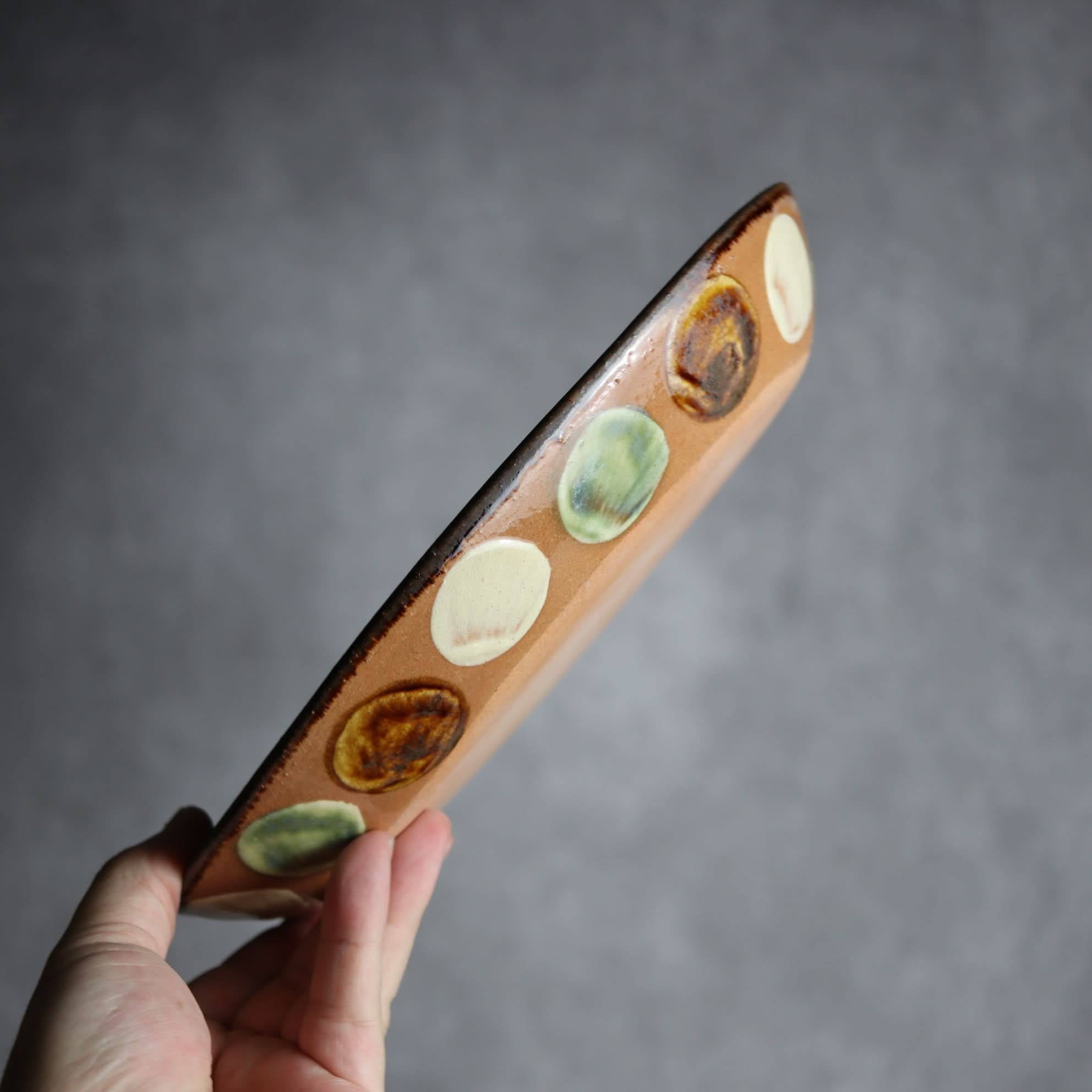 オーバル皿1 貝紋 やちむん 陶器 エドメ陶房 やちむん 陶器.