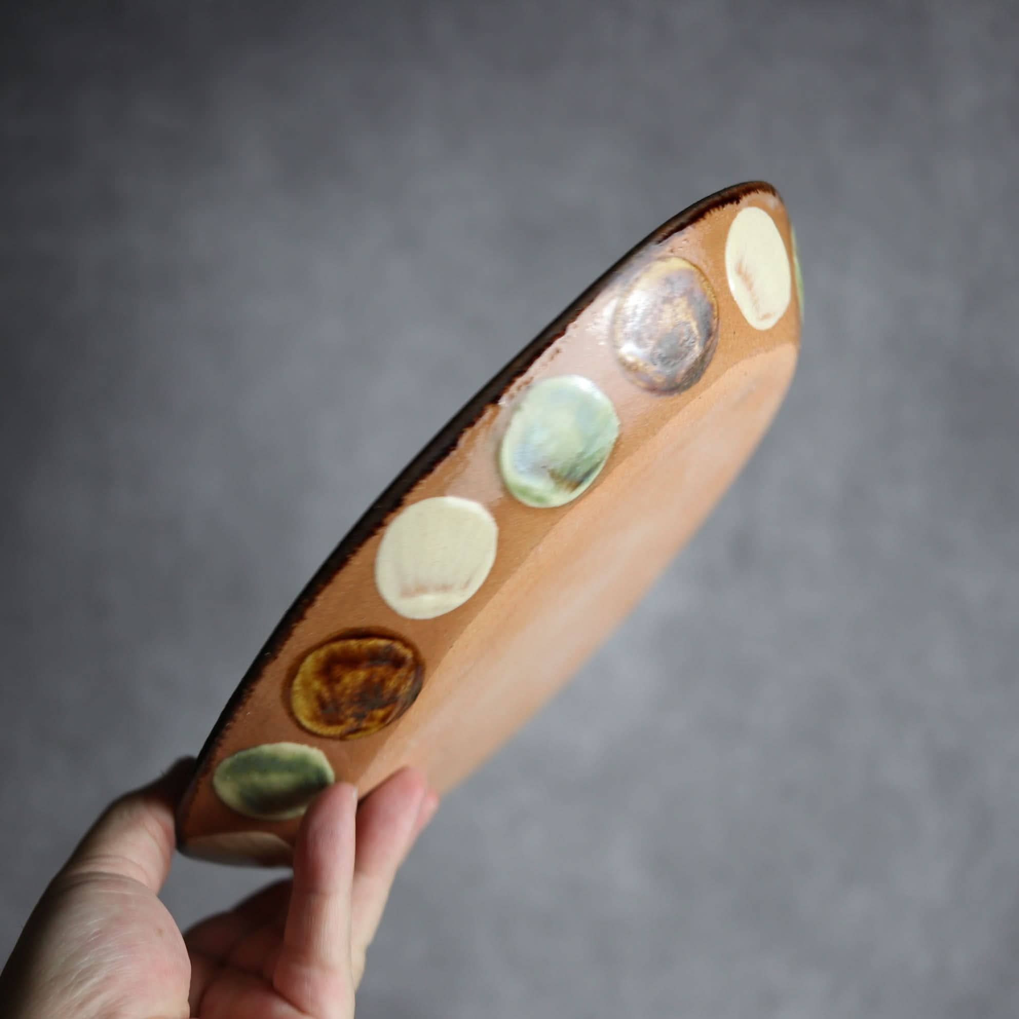 オーバル皿1 貝紋 やちむん 陶器 エドメ陶房 やちむん 陶器.