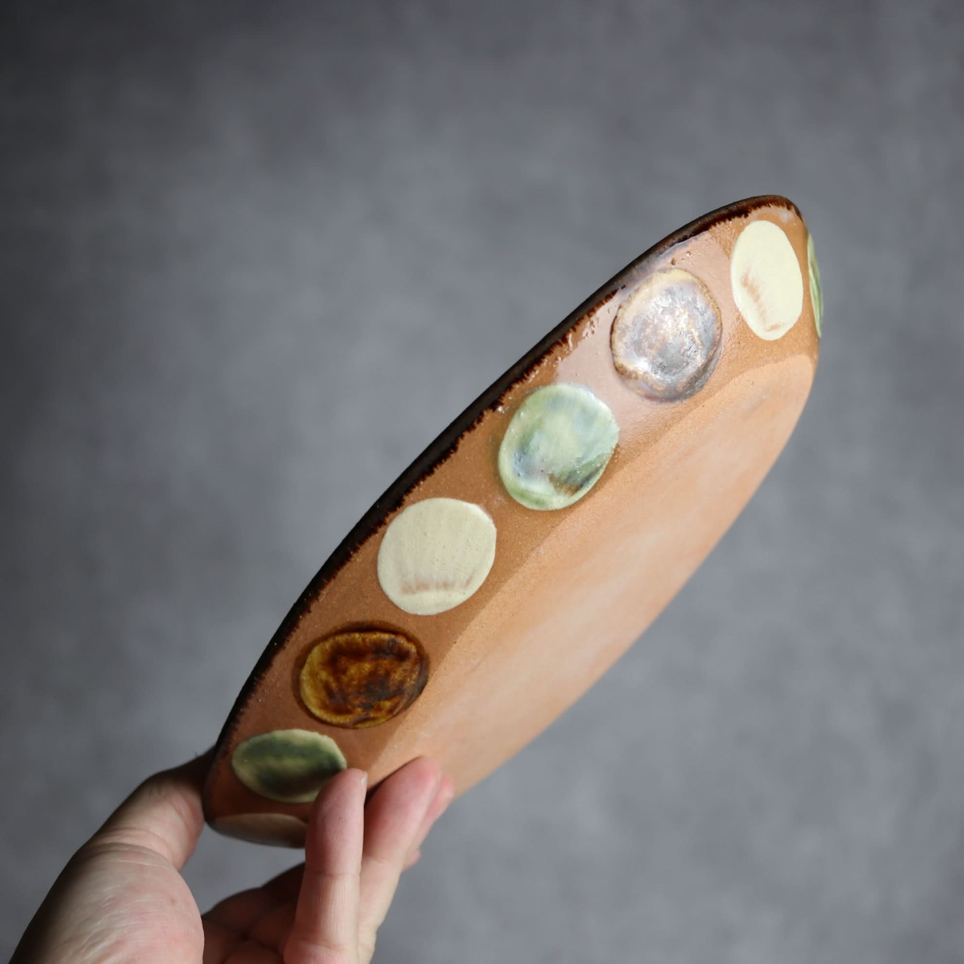 オーバル皿1 貝紋 やちむん 陶器 エドメ陶房 やちむん 陶器.