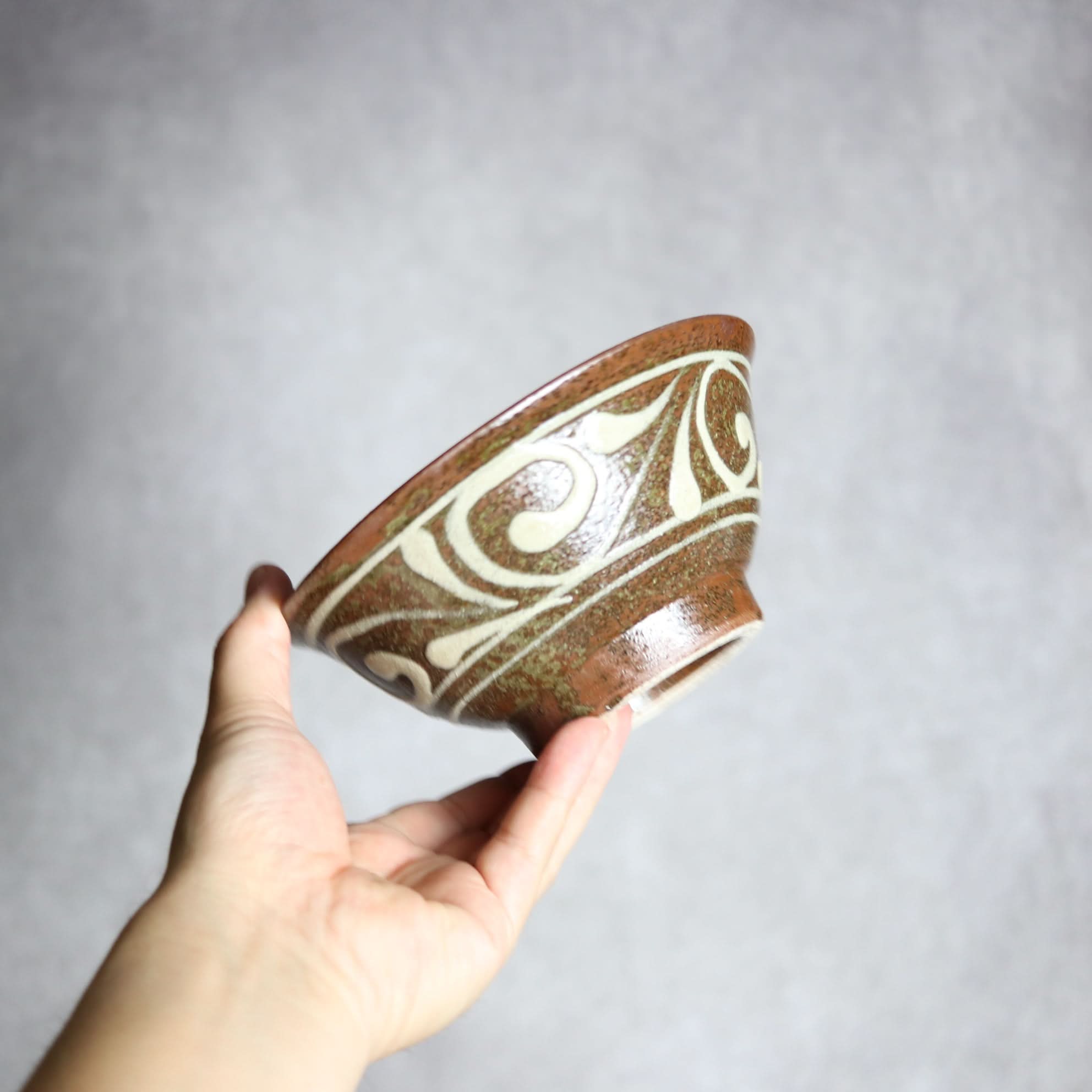 5寸マカイ2 イッチン 唐草 やちむん 陶器 栄一工房 やちむん 陶器.