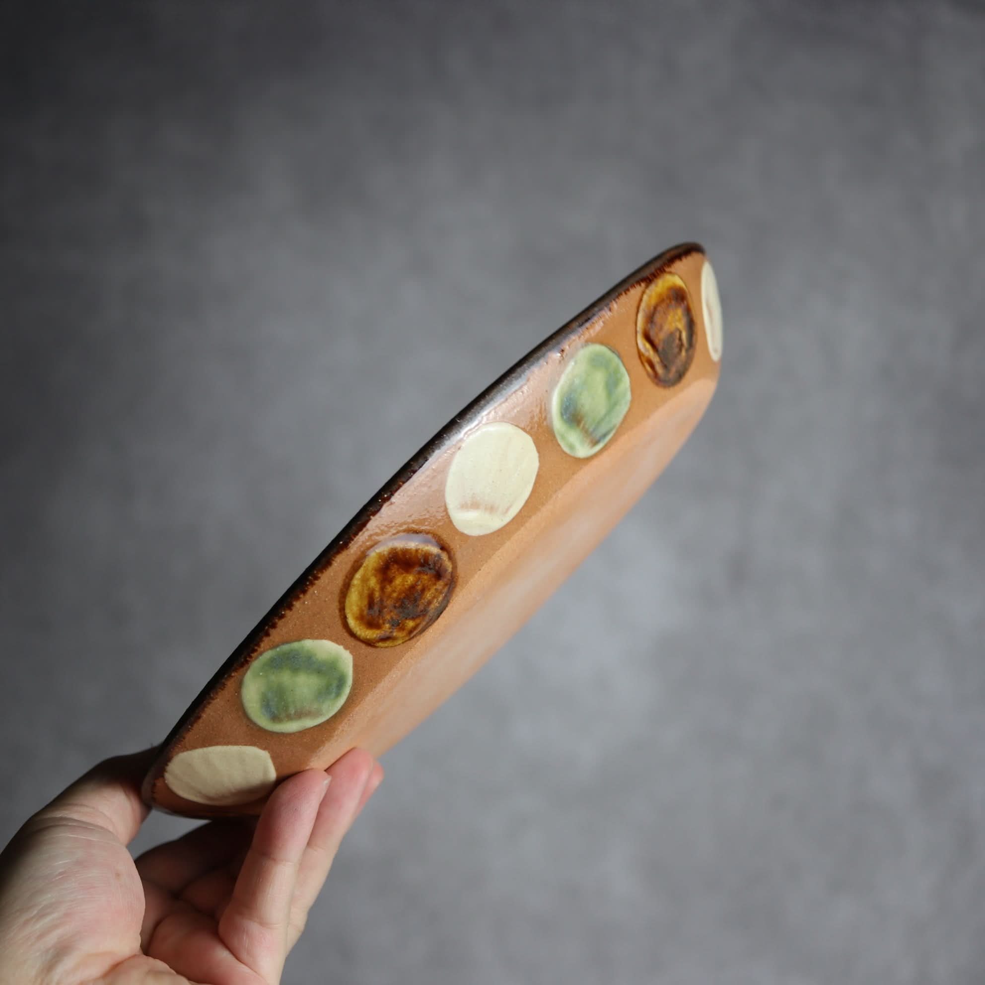 オーバル皿1 貝紋 やちむん 陶器 エドメ陶房 やちむん 陶器.