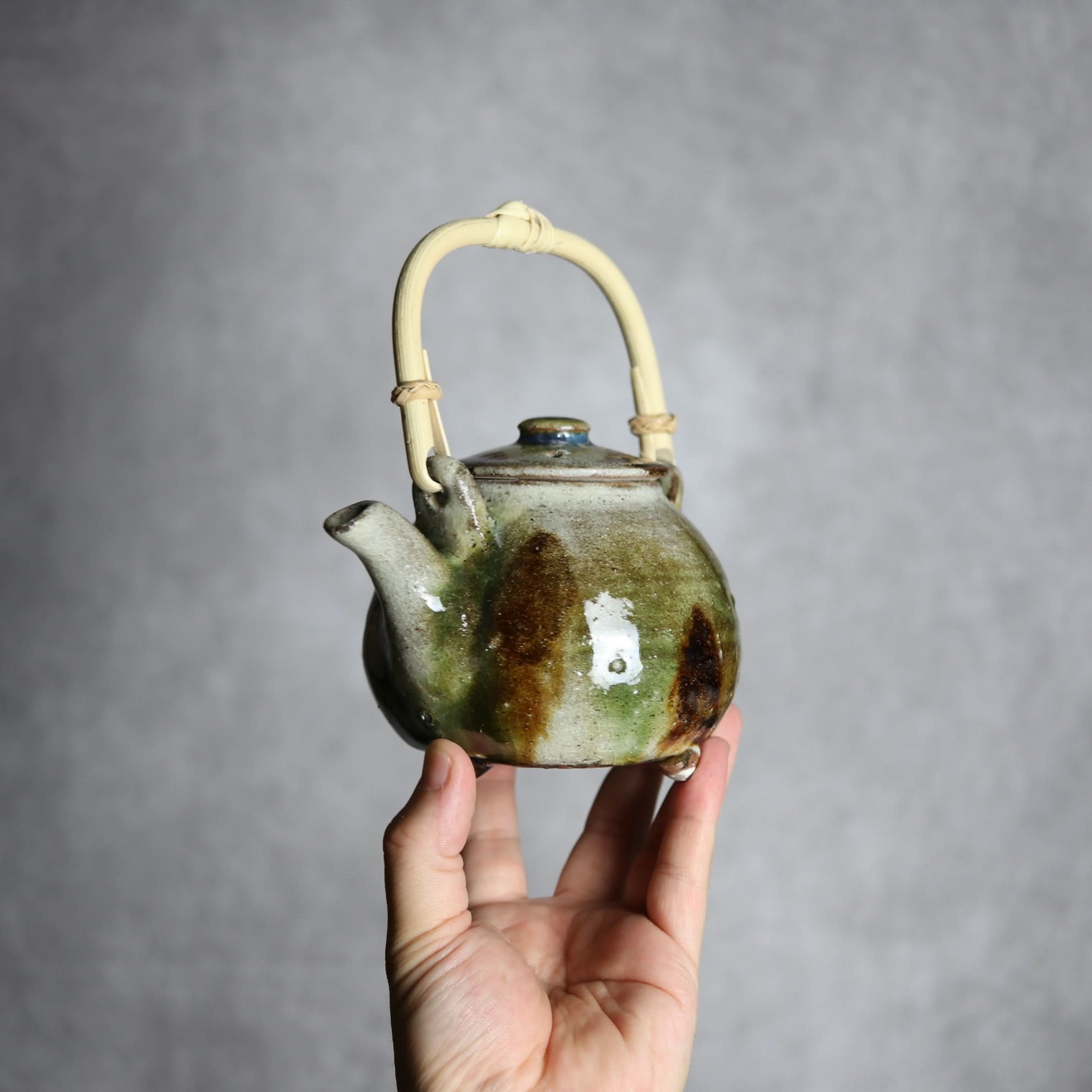 土瓶1 三彩 点打 やちむん 陶器 栄一工房 やちむん 陶器.