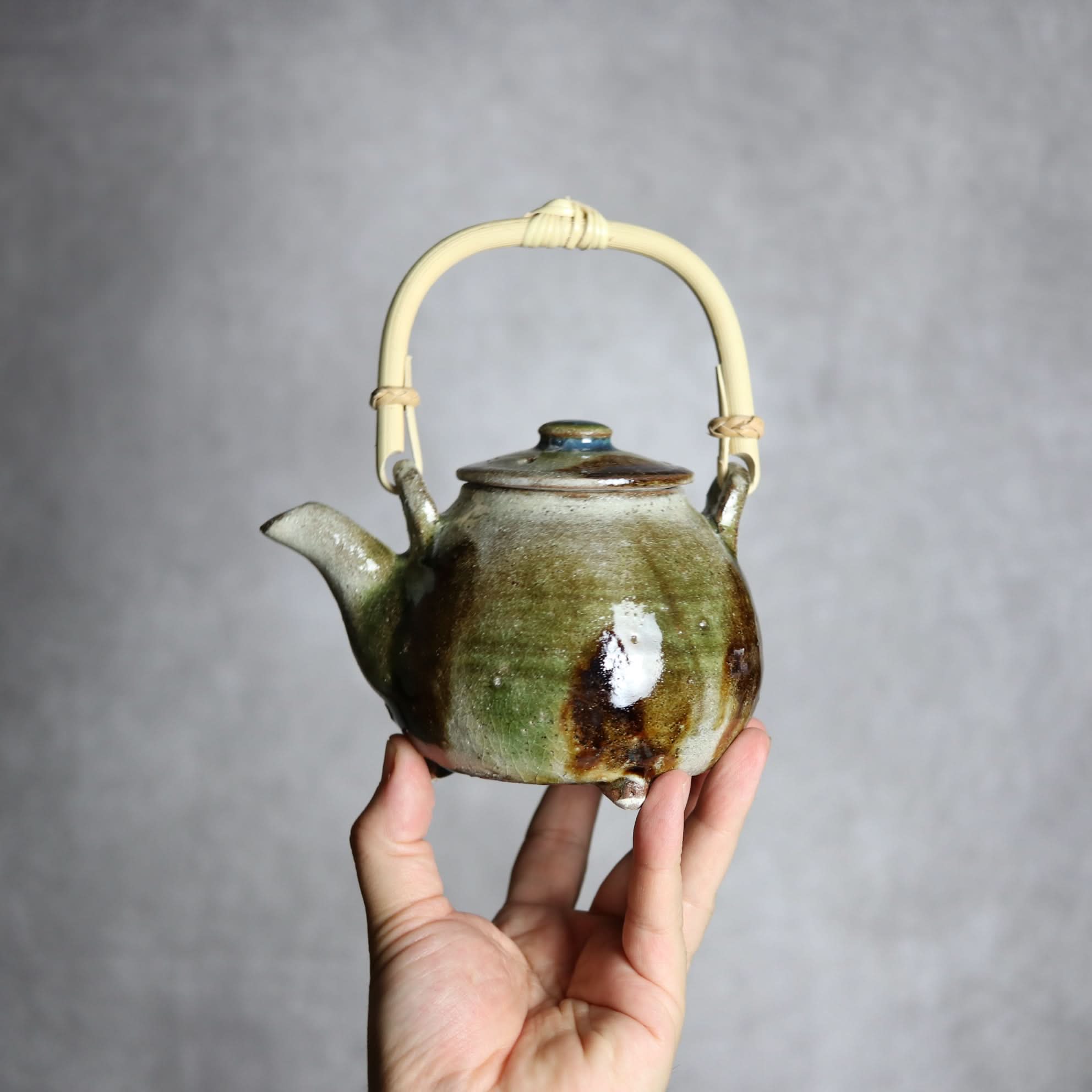 土瓶1 三彩 点打 やちむん 陶器 栄一工房 やちむん 陶器.