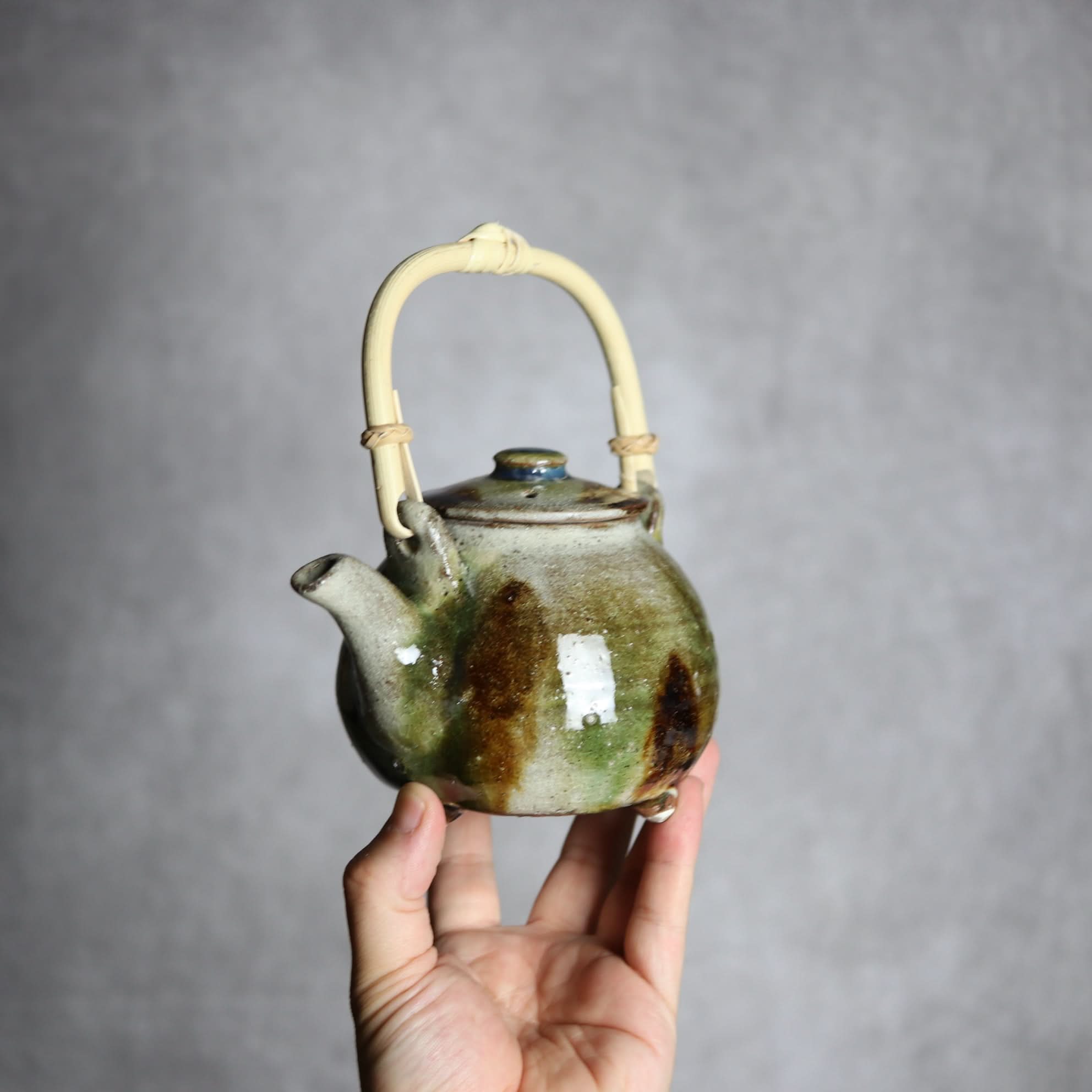 土瓶1 三彩 点打 やちむん 陶器 栄一工房 やちむん 陶器.