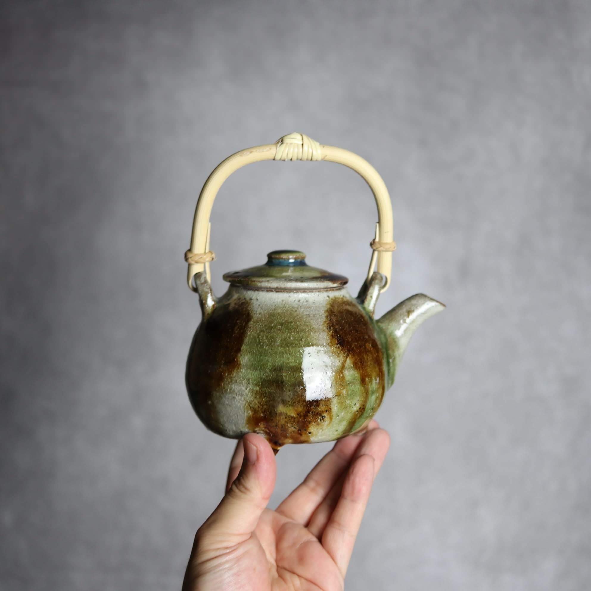 土瓶1 三彩 点打 やちむん 陶器 栄一工房 やちむん 陶器.