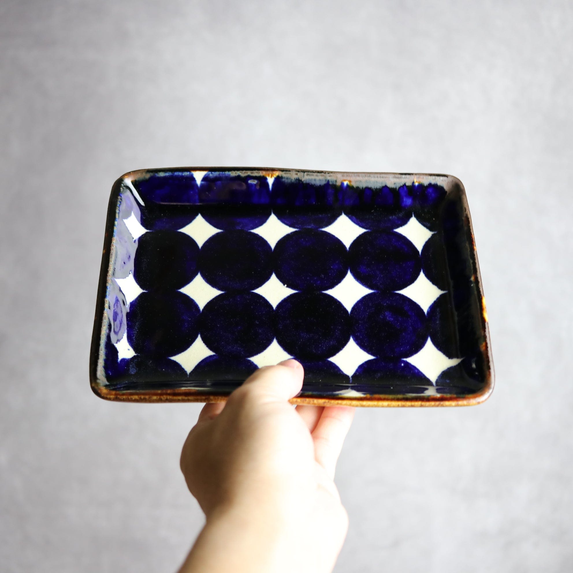 角皿1 青ドット紋 やちむん 陶器 エドメ陶房 やちむん 陶器.