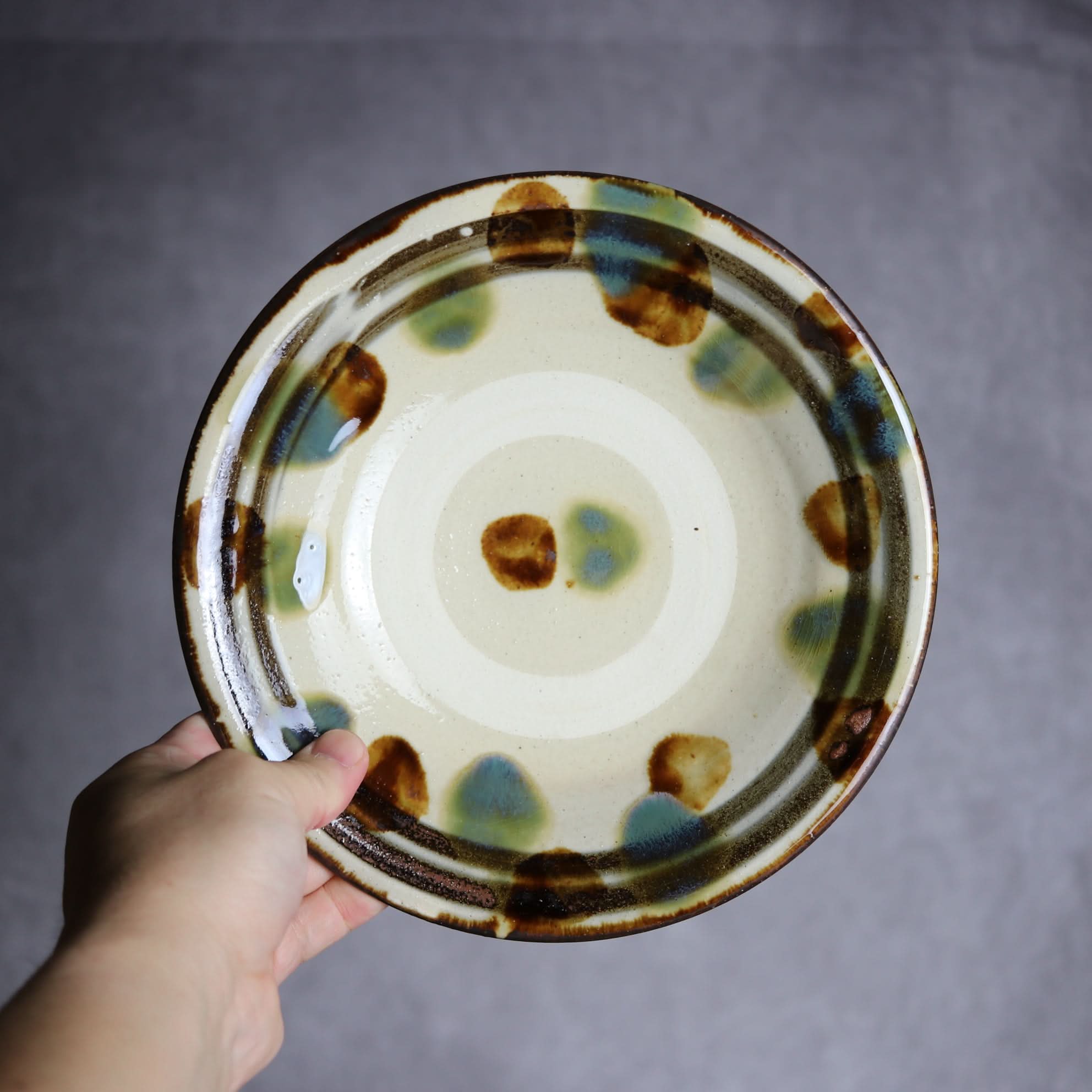 7寸皿1 三彩 点打 やちむん 陶器 いずみ窯 島袋工房 やちむん 陶器.