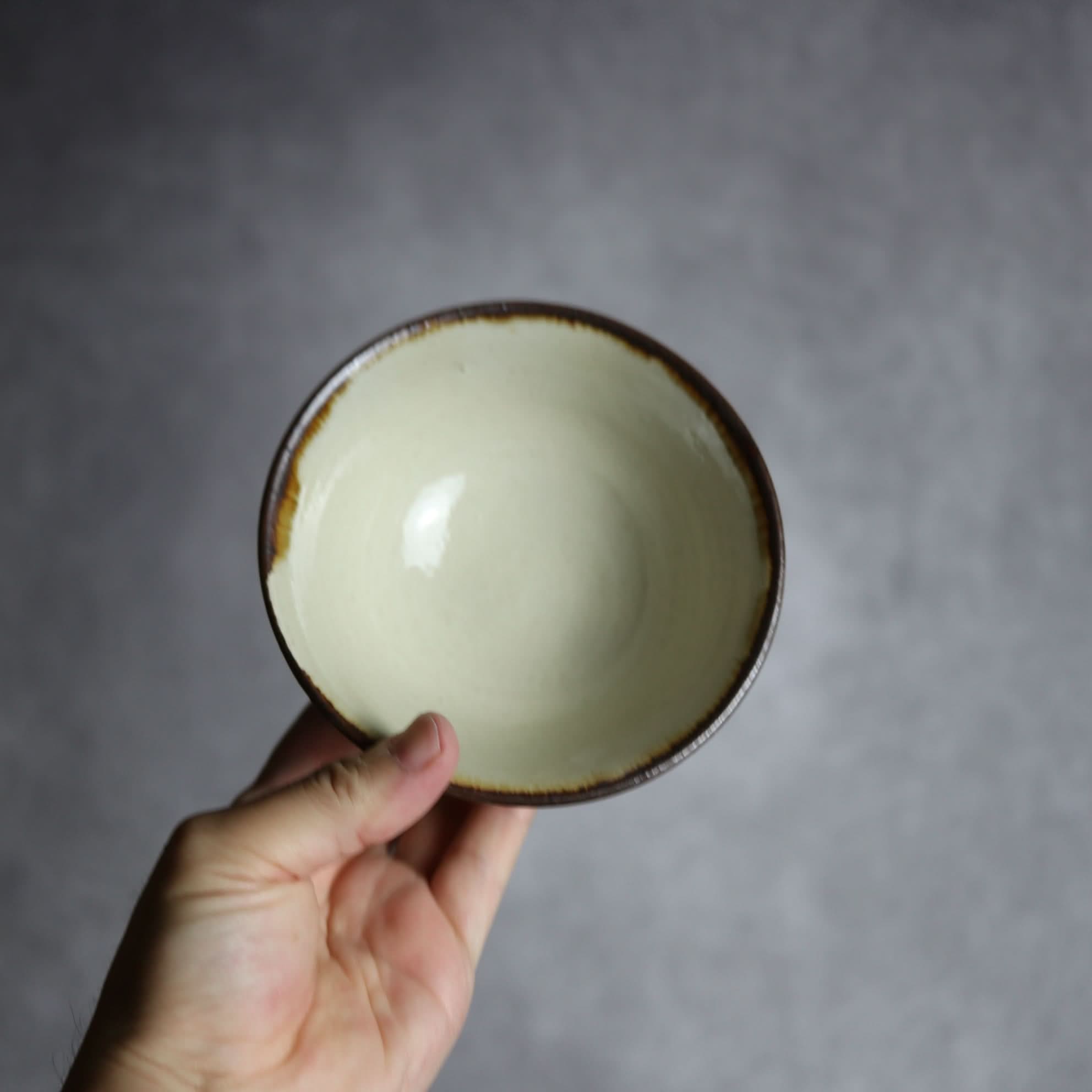 4寸マカイ1 三彩 櫛掻 点打 やちむん 陶器 いずみ窯 島袋工房 やちむん 陶器.