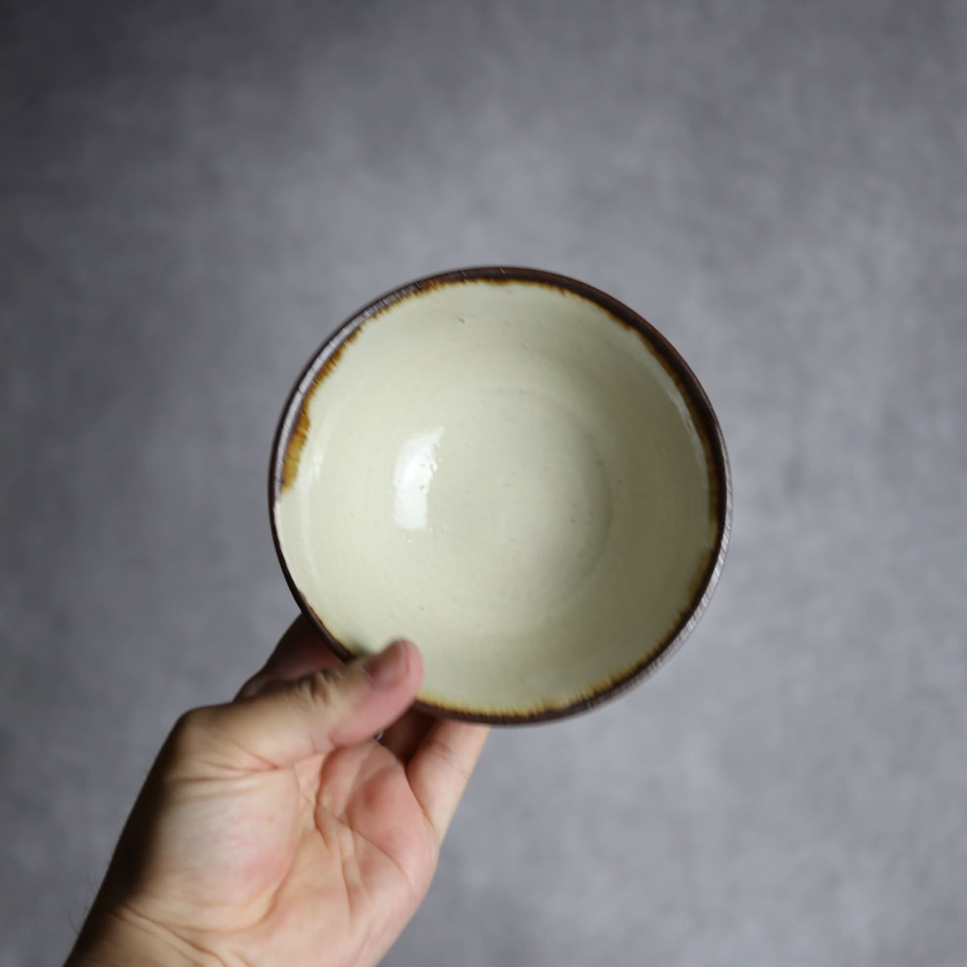 4寸マカイ1 三彩 櫛掻 点打 やちむん 陶器 いずみ窯 島袋工房 やちむん 陶器.