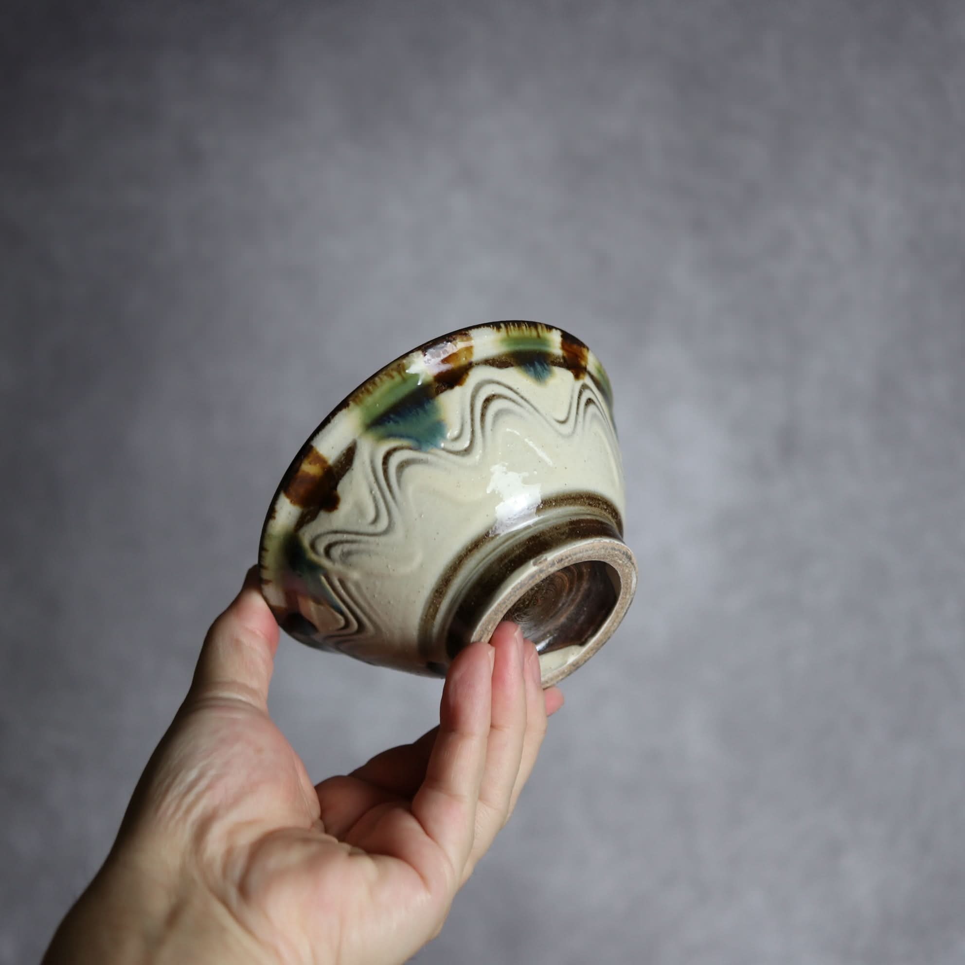 4寸マカイ1 三彩 櫛掻 点打 やちむん 陶器 いずみ窯 島袋工房 やちむん 陶器.