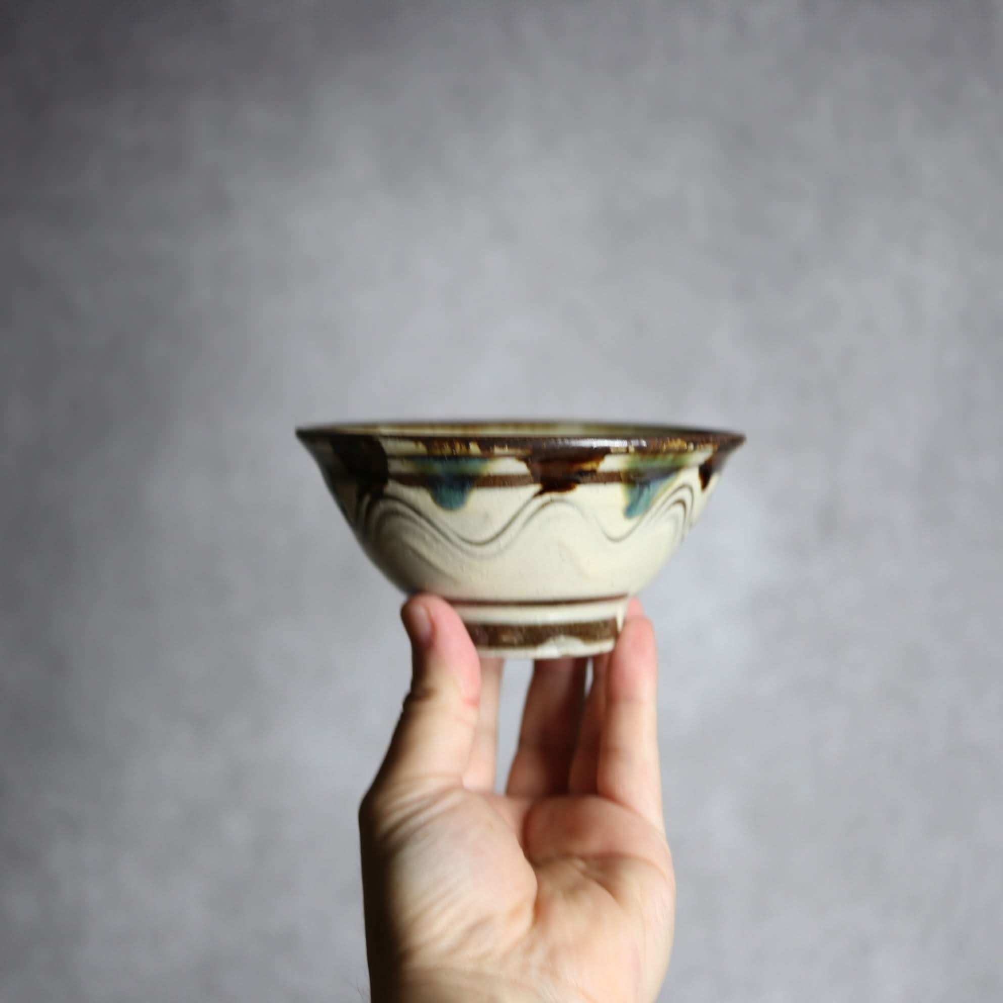 4寸マカイ1 三彩 櫛掻 点打 やちむん 陶器 いずみ窯 島袋工房 やちむん 陶器.