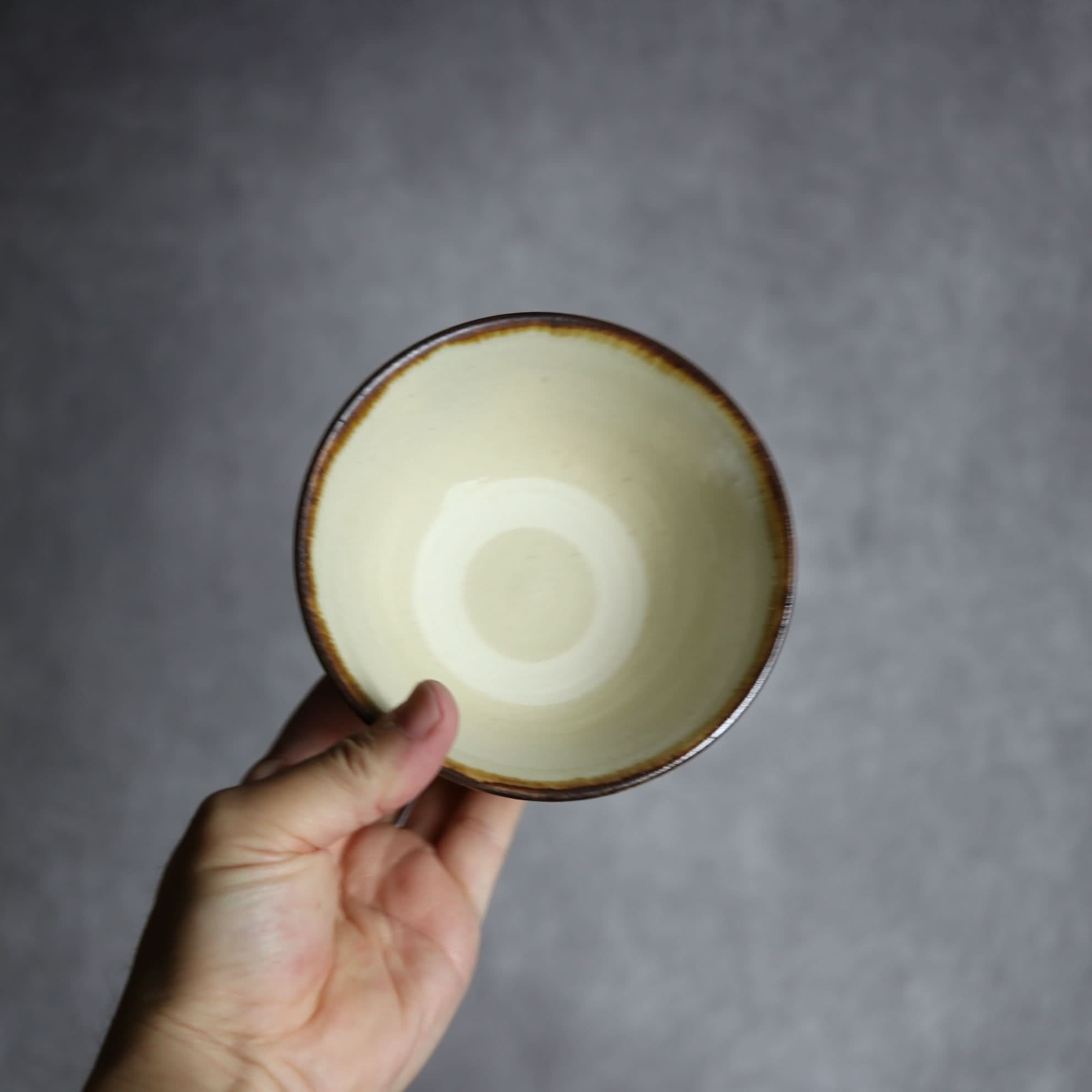 4寸マカイ1 飴 呉須釉 葉紋 やちむん 陶器 いずみ窯 島袋工房 やちむん 陶器.