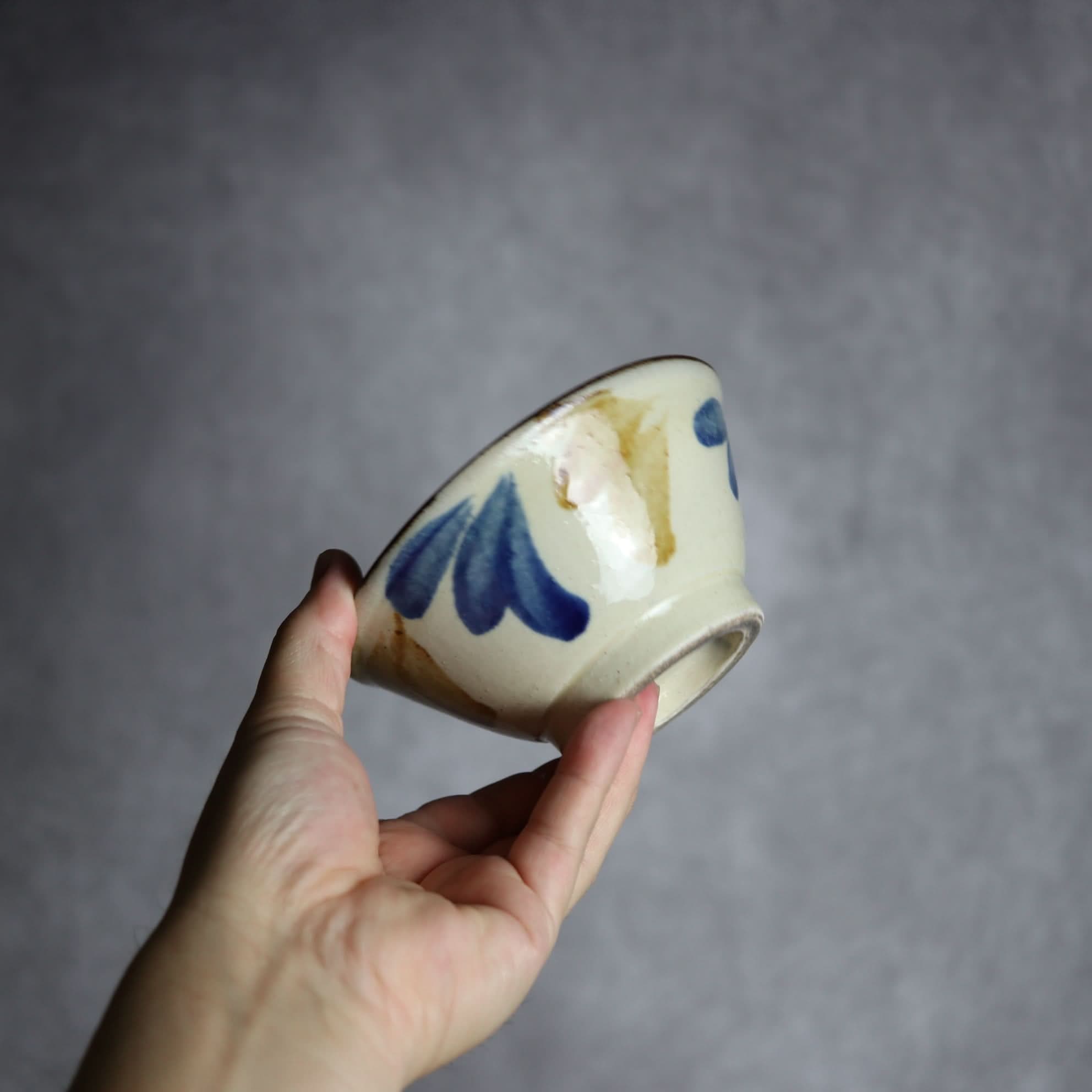 4寸マカイ1 飴 呉須釉 葉紋 やちむん 陶器 いずみ窯 島袋工房 やちむん 陶器.