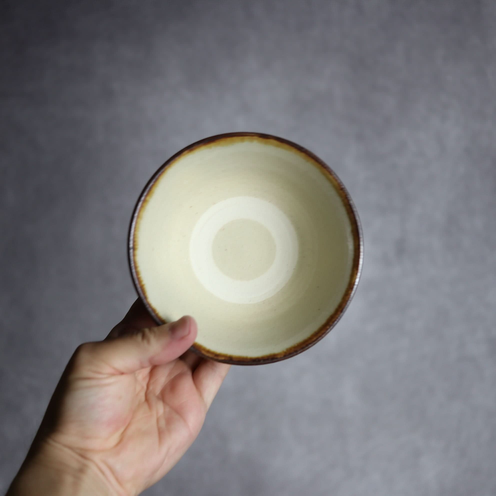 4寸マカイ1 飴 呉須釉 葉紋 やちむん 陶器 いずみ窯 島袋工房 やちむん 陶器.