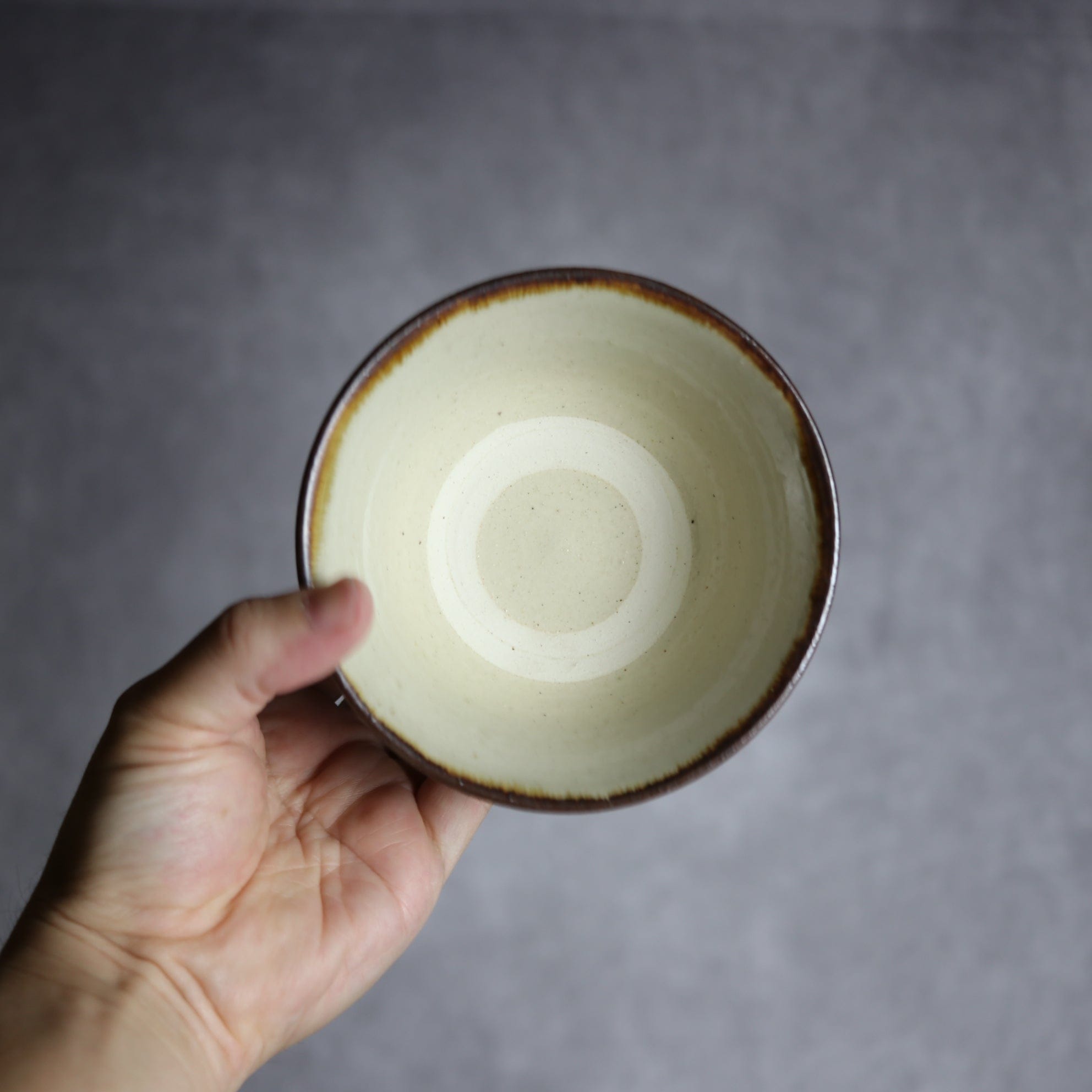 4寸マカイ1 飴 呉須釉 菊花唐草 やちむん 陶器 いずみ窯 島袋工房 やちむん 陶器.