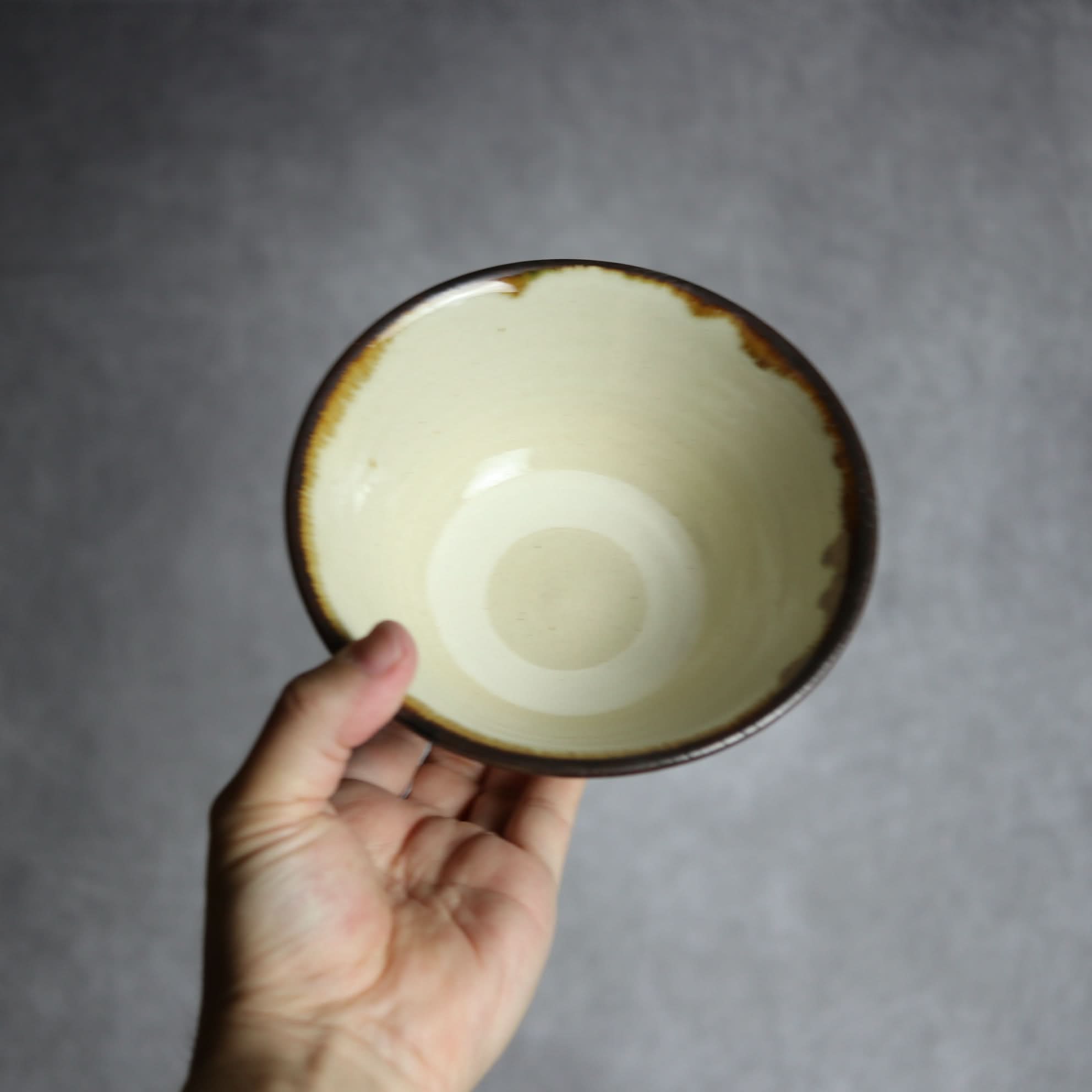 5寸マカイ1 飴 呉須釉菊唐草 格子点打 やちむん 陶器 いずみ窯 島袋工房 やちむん 陶器.