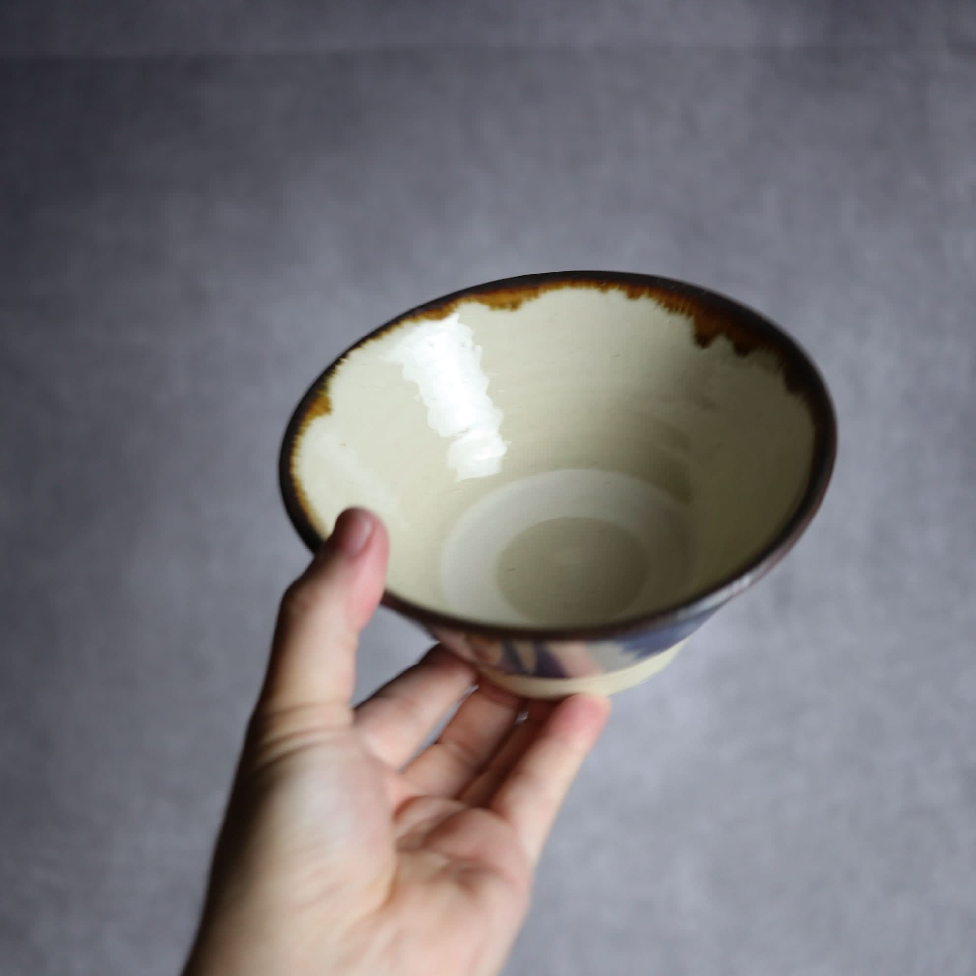 5寸マカイ1 飴 呉須釉菊唐草 格子点打 やちむん 陶器 いずみ窯 島袋工房 やちむん 陶器.