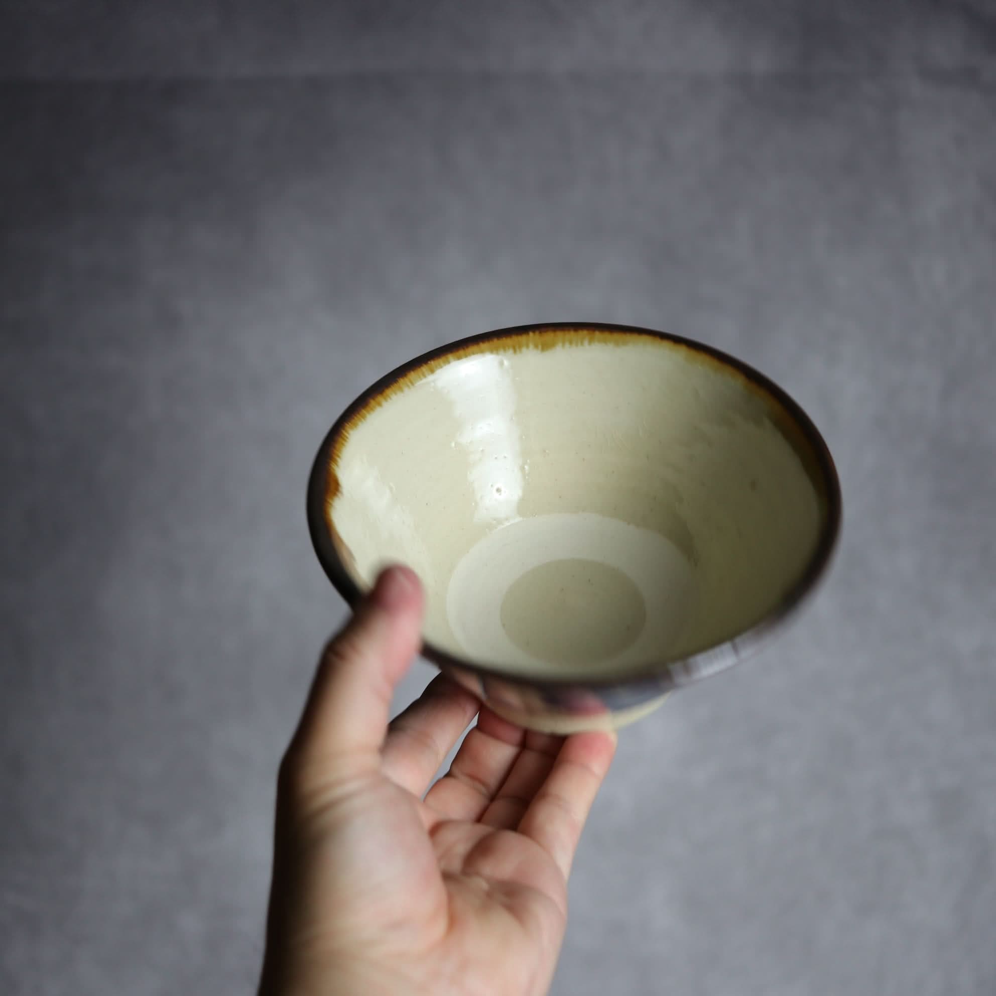 5寸マカイ1 飴 呉須釉菊唐草 格子点打 やちむん 陶器 いずみ窯 島袋工房 やちむん 陶器.