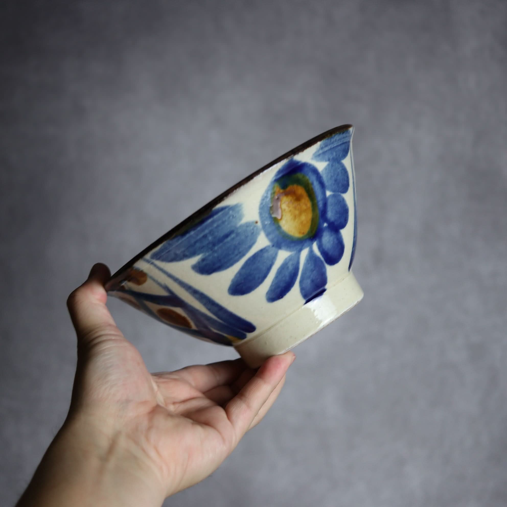 6寸マカイ1 飴 呉須釉 菊唐草 格子点打 やちむん 陶器 いずみ窯 島袋工房 やちむん 陶器.