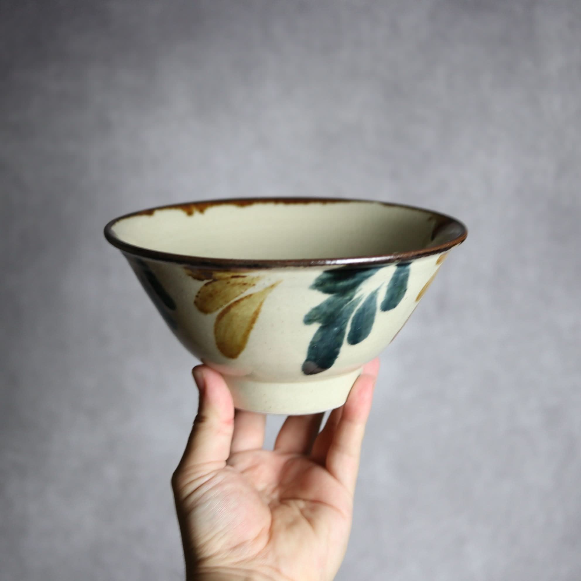 6寸マカイ1 飴 呉須釉 葉紋 やちむん 陶器 いずみ窯 島袋工房 やちむん 陶器.