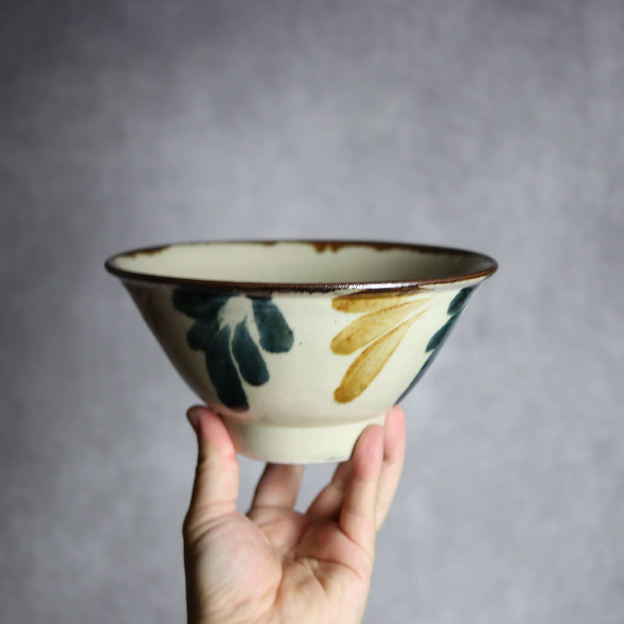 6寸マカイ1 飴 呉須釉 葉紋 やちむん 陶器 いずみ窯 島袋工房 やちむん 陶器.